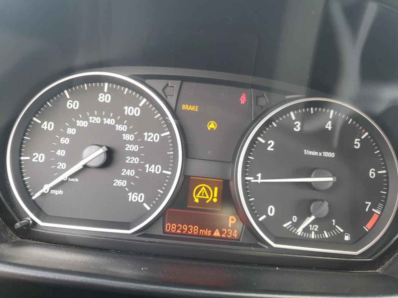 2011 Bmw 128 I Silver vin: WBAUP7C54BVP22118