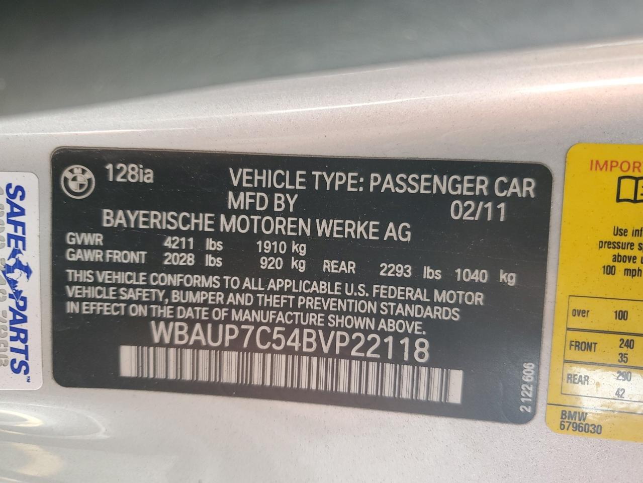 2011 Bmw 128 I Silver vin: WBAUP7C54BVP22118