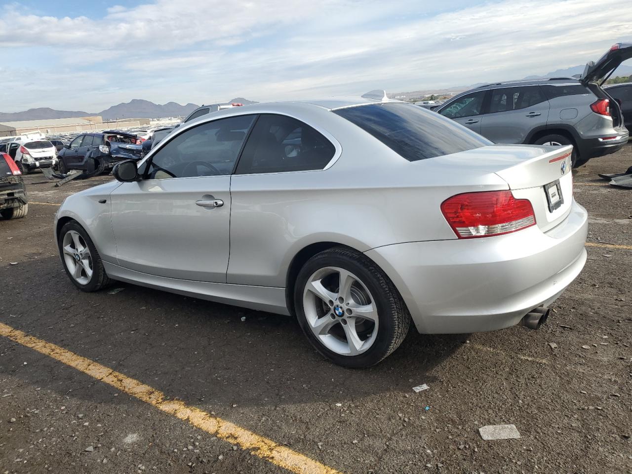 2011 Bmw 128 I Silver vin: WBAUP7C54BVP22118