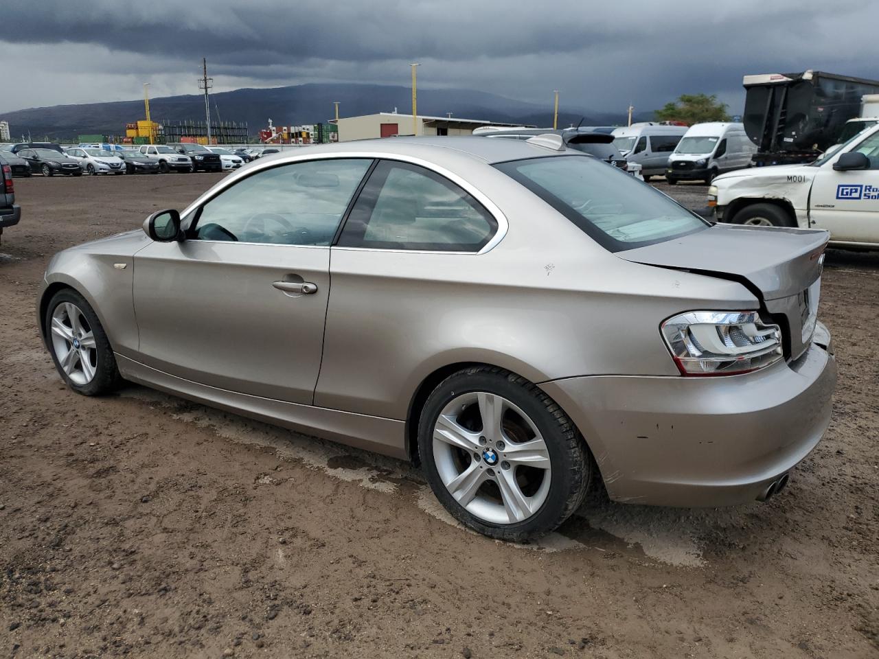 2012 Bmw 128 I Серебряный vin: WBAUP7C54CVP22704