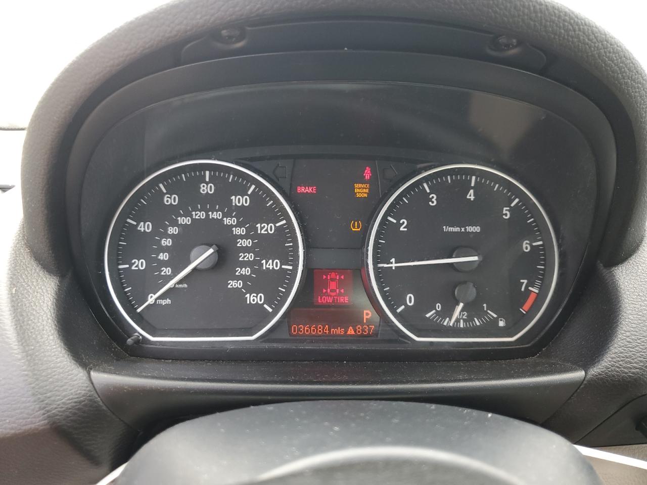 2012 Bmw 128 I Серебряный vin: WBAUP7C54CVP22704