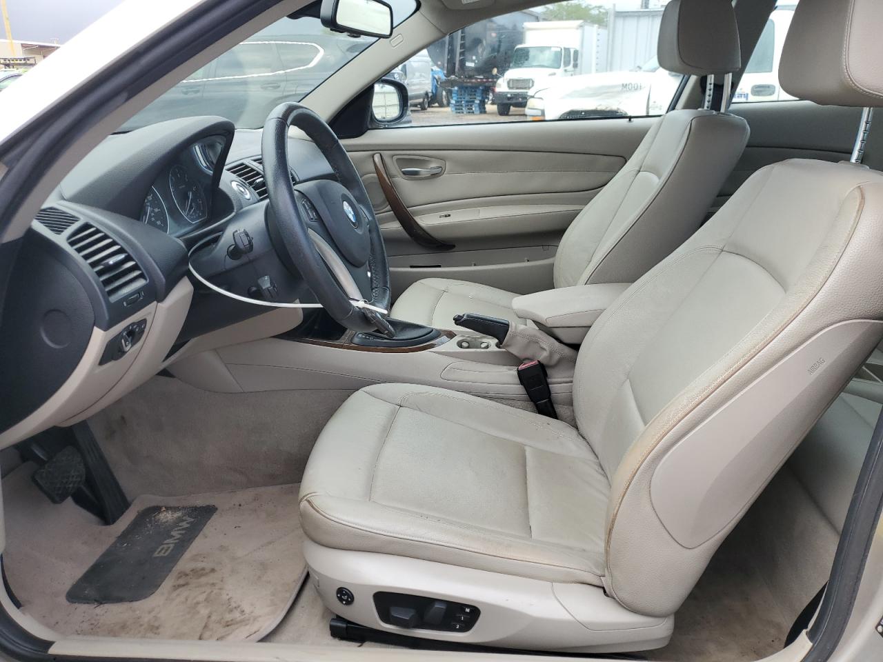 2012 Bmw 128 I Серебряный vin: WBAUP7C54CVP22704