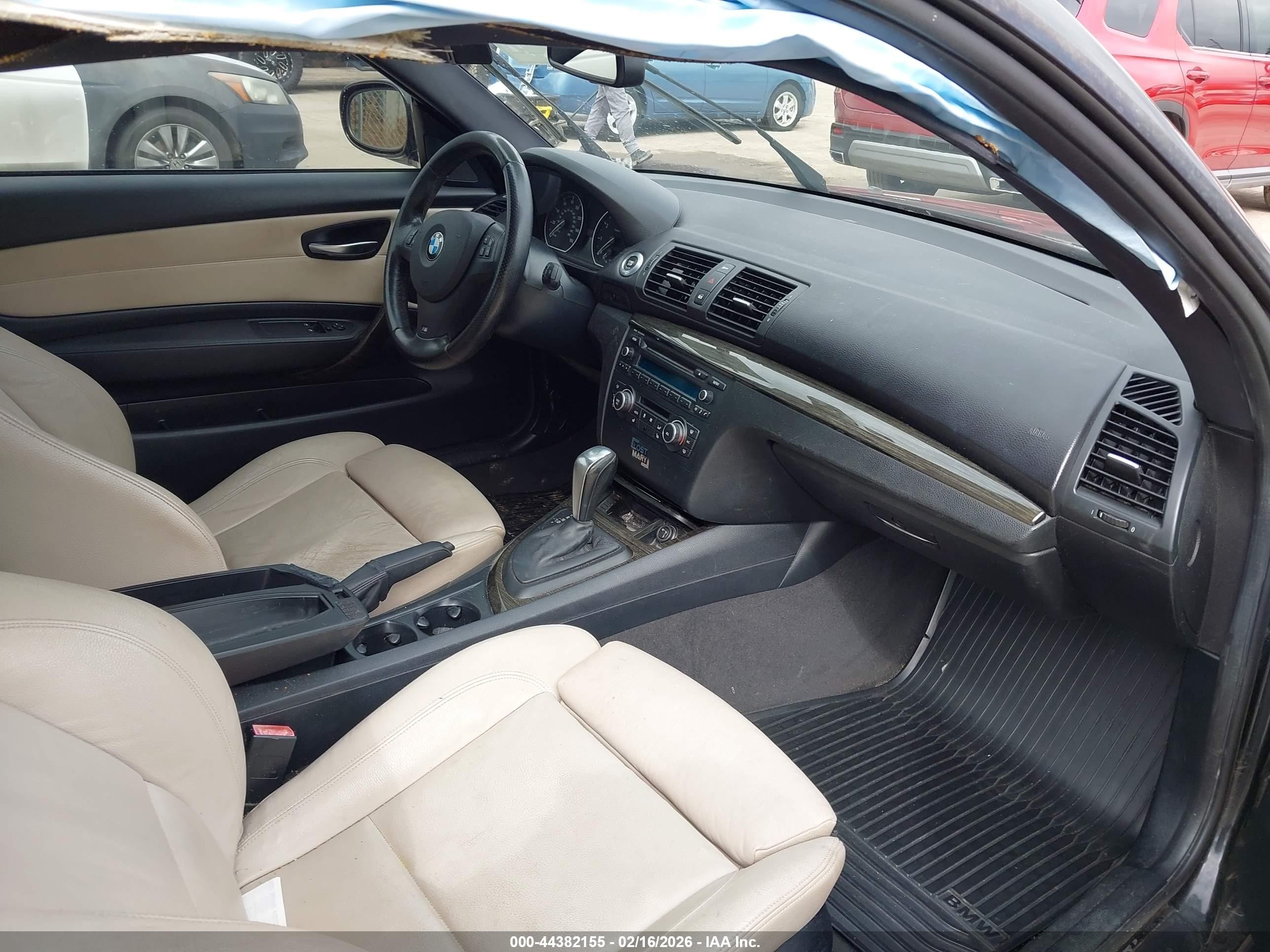 2013 Bmw 128i   Black vin: WBAUP7C54DVP24549