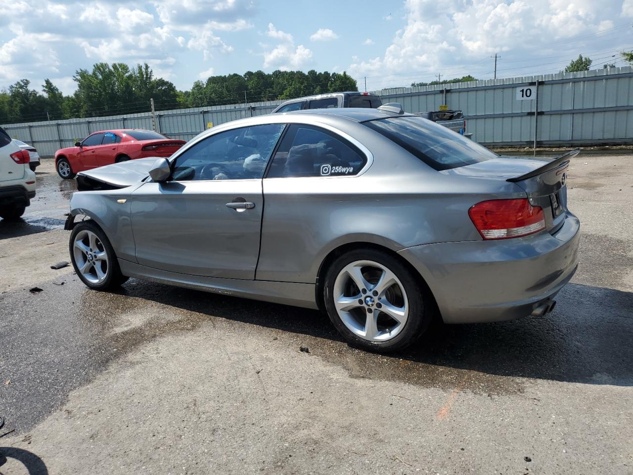 2010 Bmw 128 I Серебряный vin: WBAUP7C55AVK76754