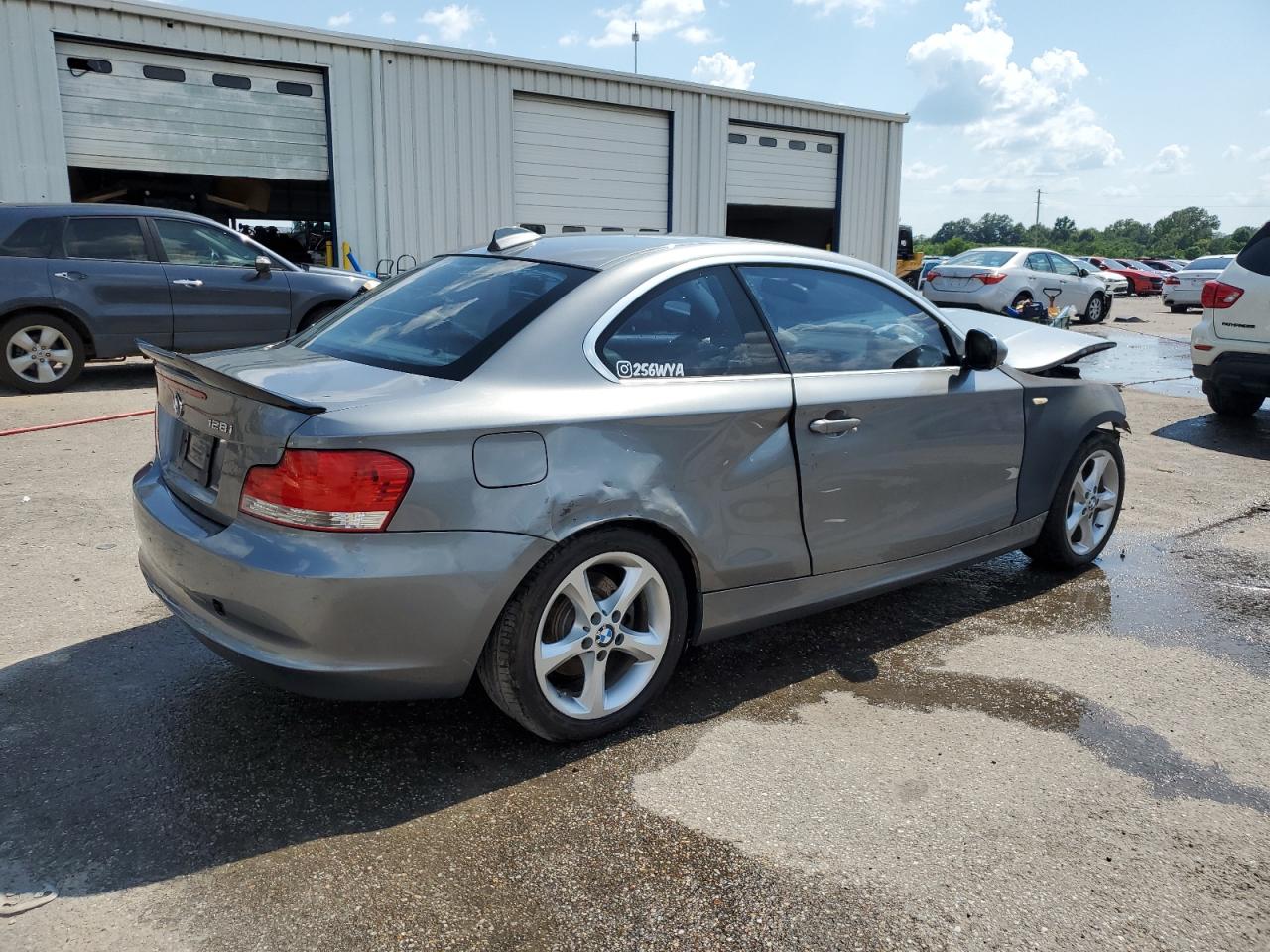 2010 Bmw 128 I Серебряный vin: WBAUP7C55AVK76754