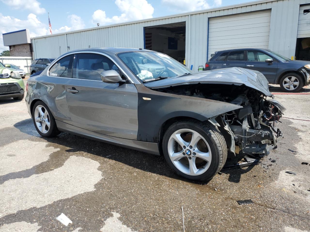 2010 Bmw 128 I Серебряный vin: WBAUP7C55AVK76754