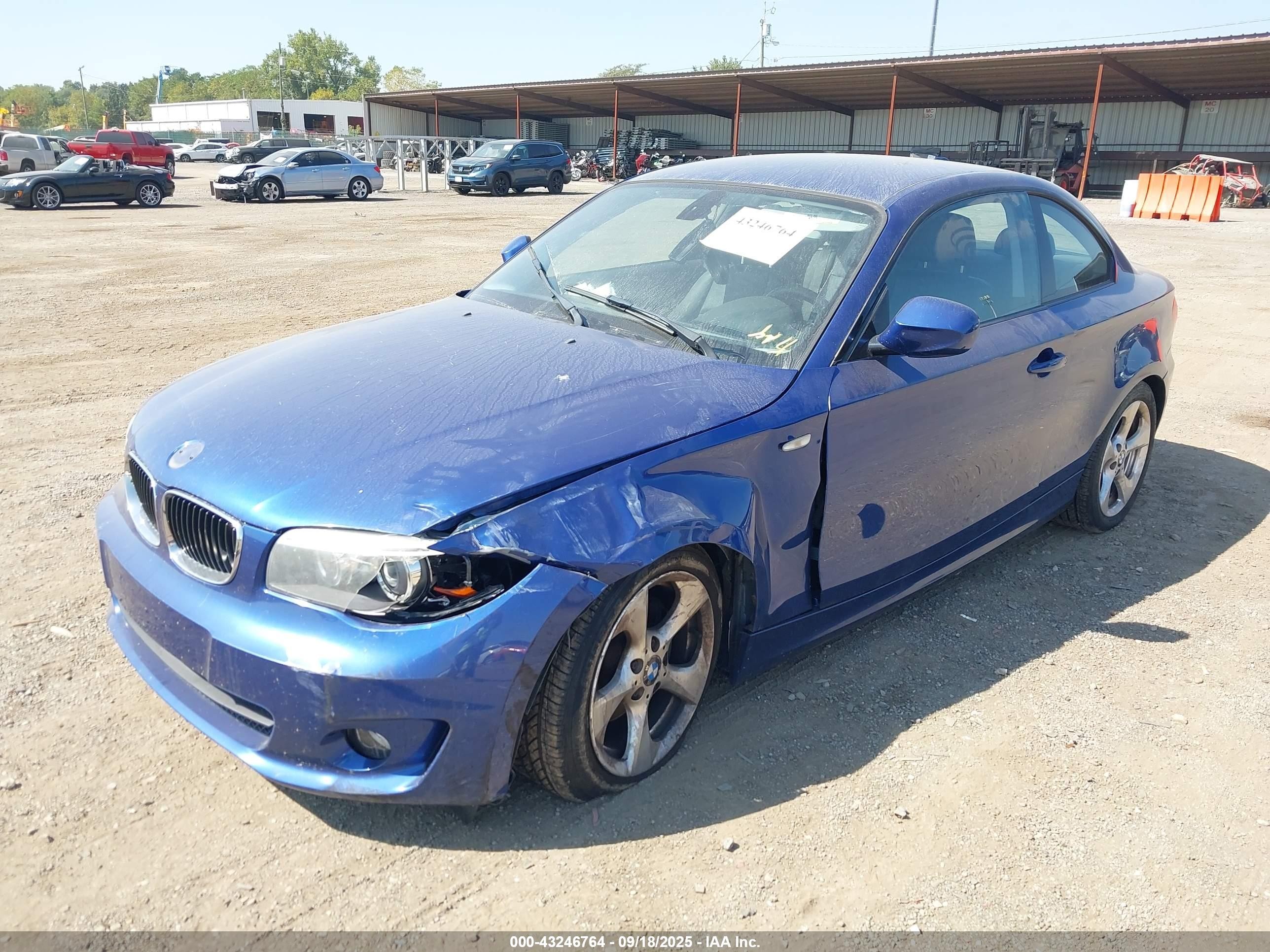 2012 Bmw 128i   Blue vin: WBAUP7C55CVP22579