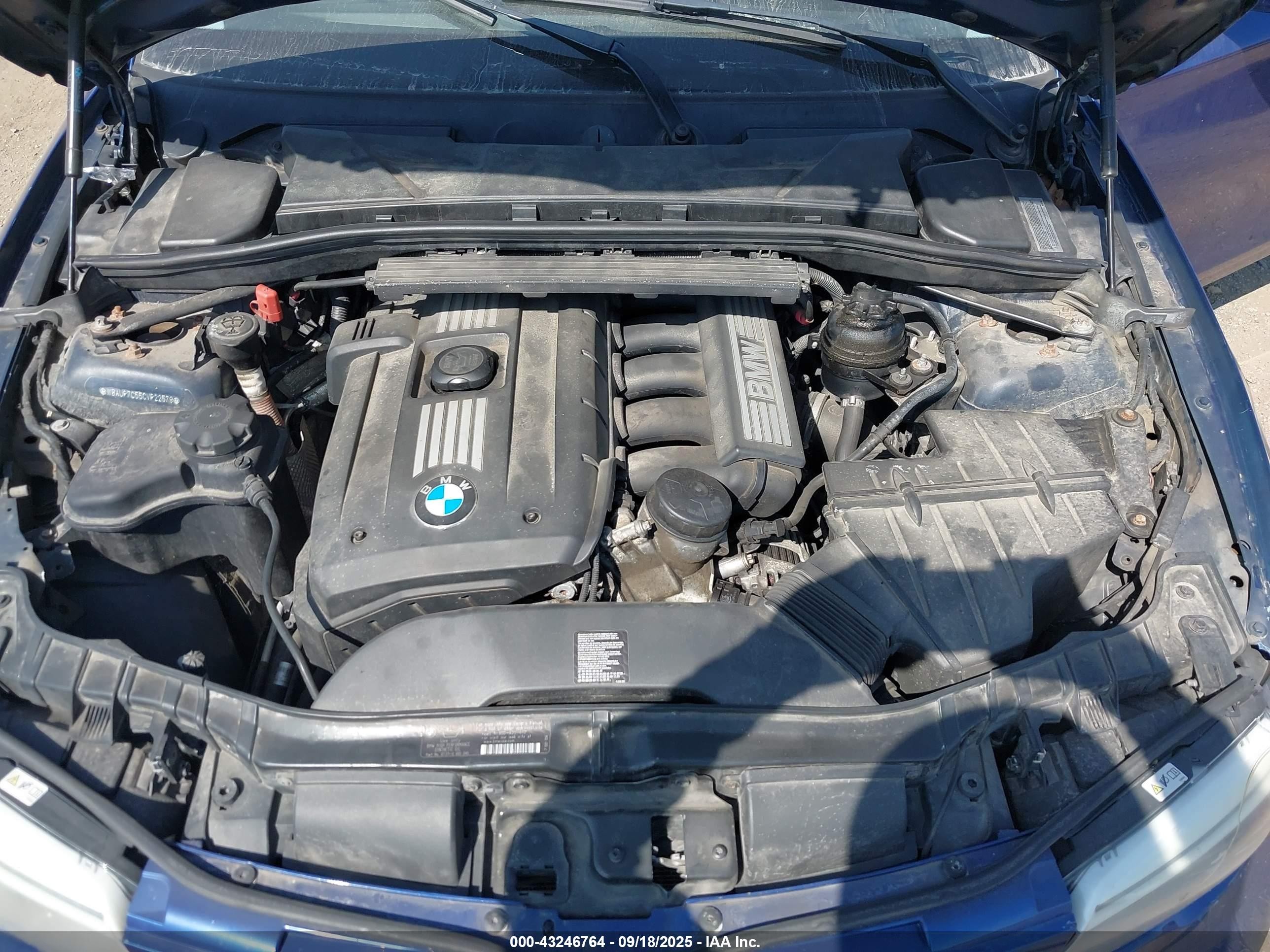 2012 Bmw 128i   Blue vin: WBAUP7C55CVP22579