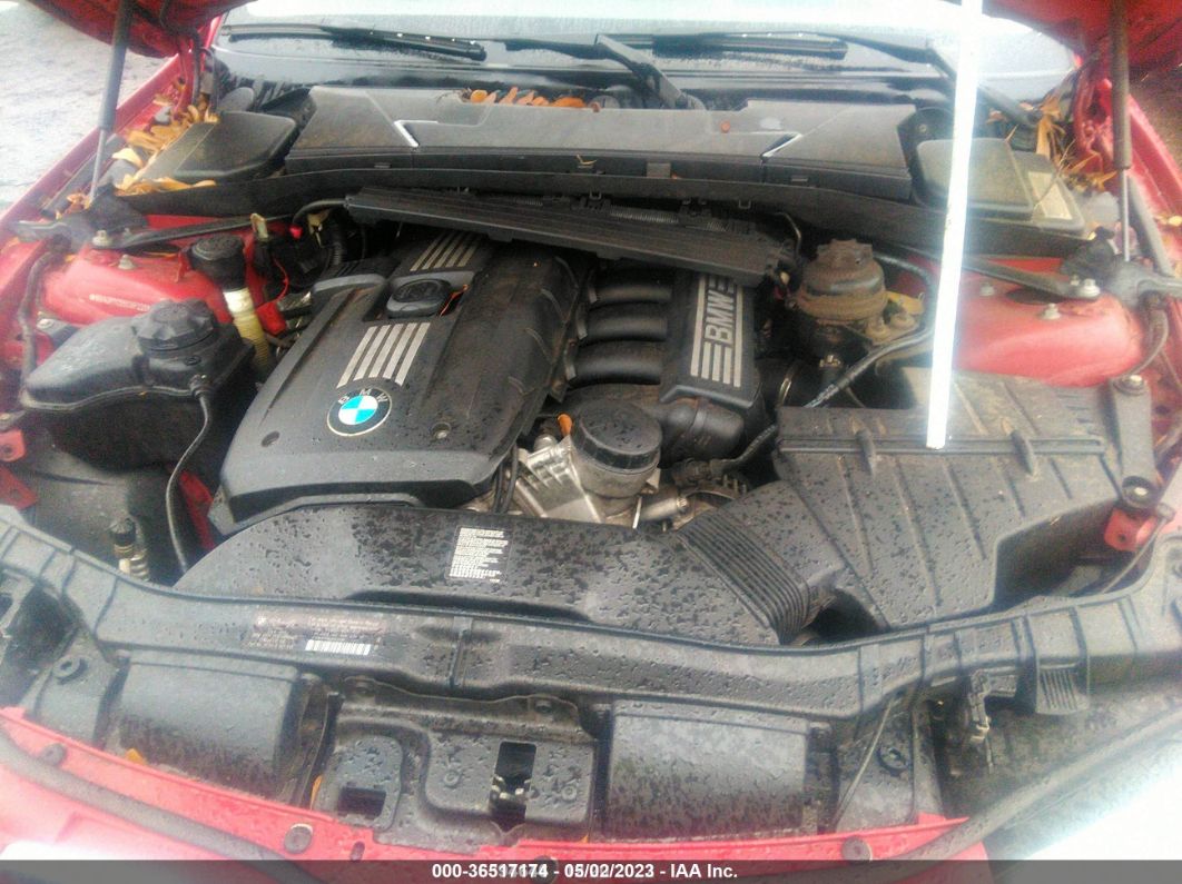 2012 Bmw 128i Red vin: WBAUP7C55CVP22680