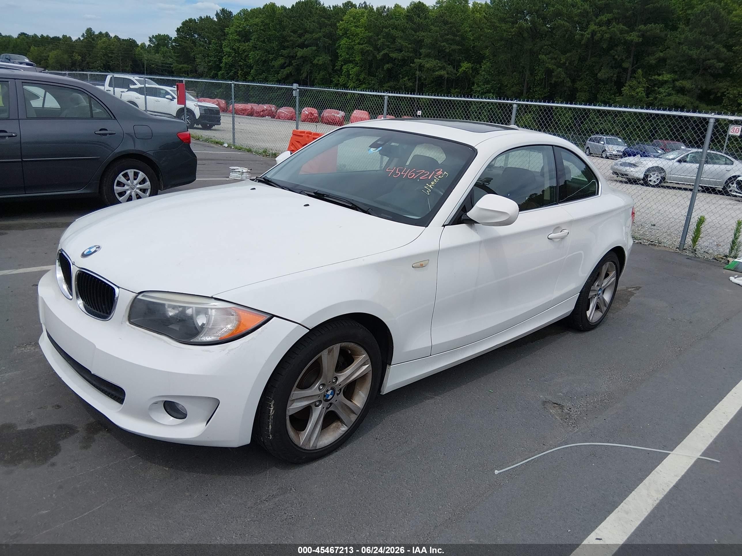 2012 Bmw 128i White vin: WBAUP7C55CVP22968