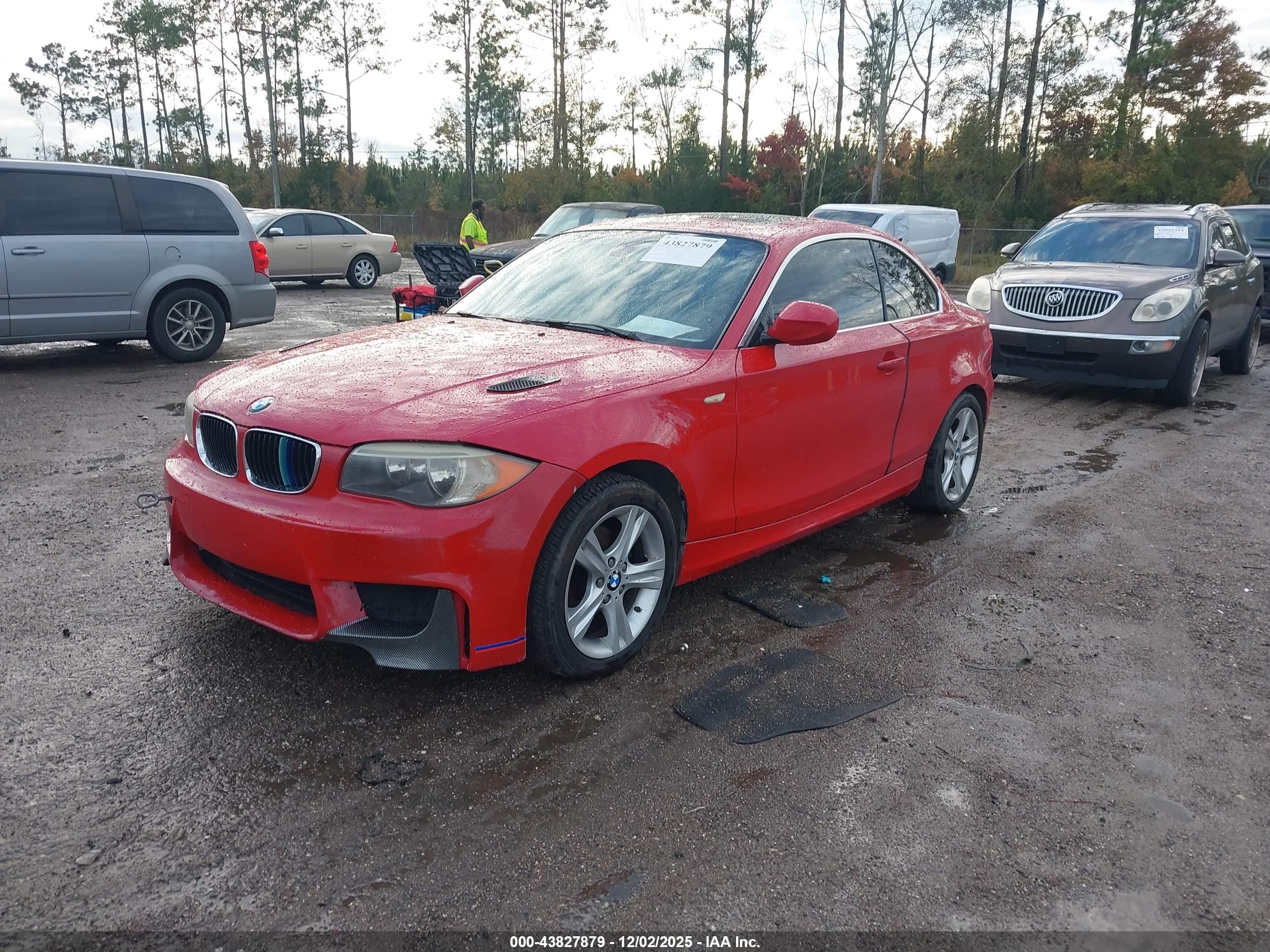 2012 Bmw 128i   Red vin: WBAUP7C55CVP23344