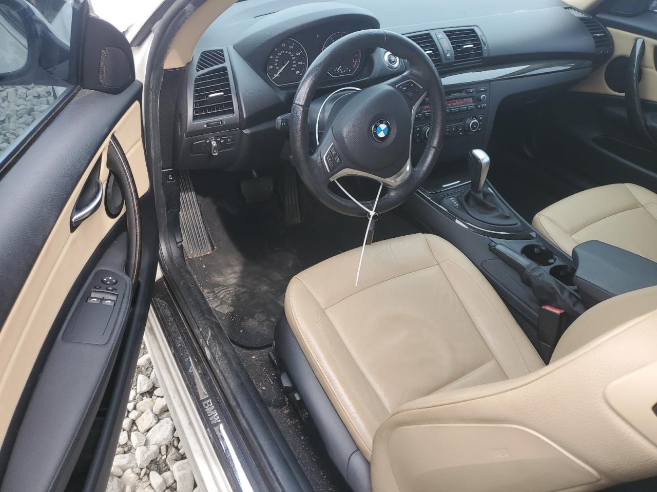 2013 Bmw 128 I Белый vin: WBAUP7C55DVP25757