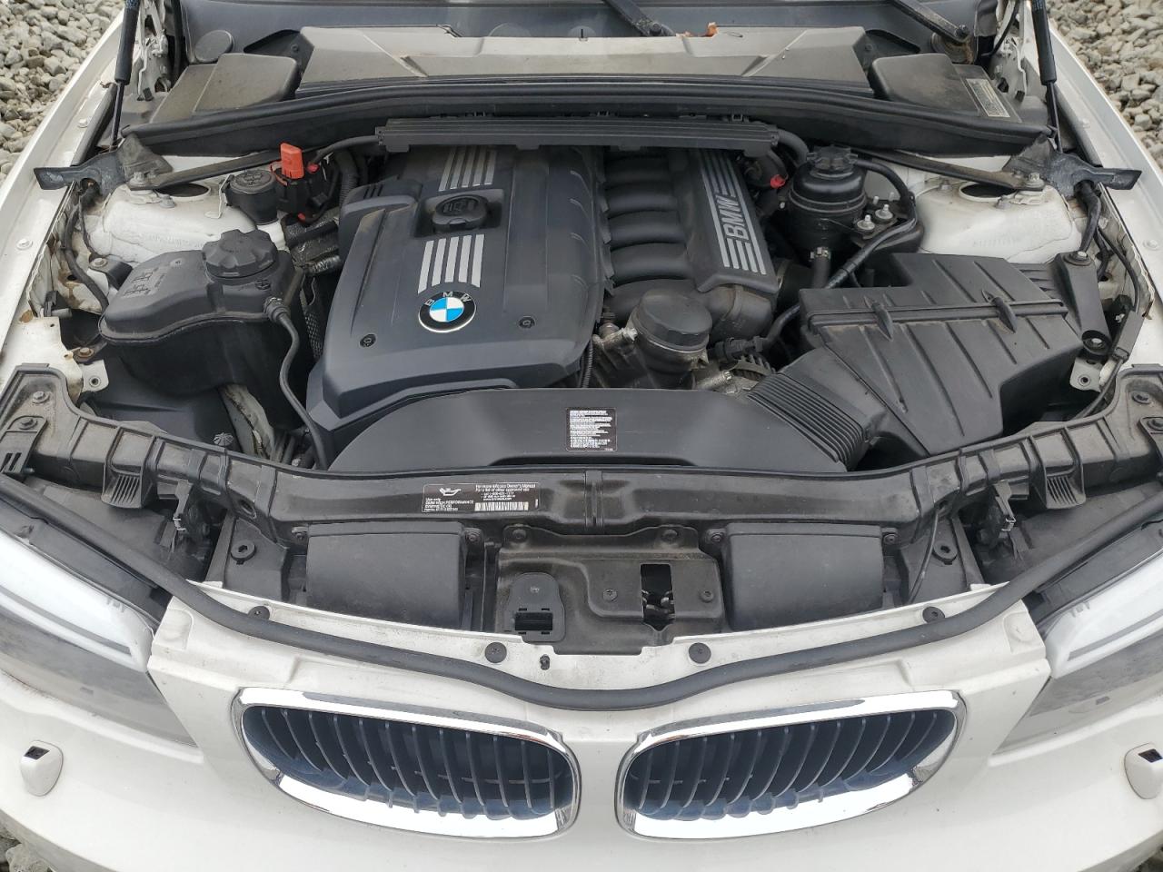 2013 Bmw 128 I Белый vin: WBAUP7C55DVP25757