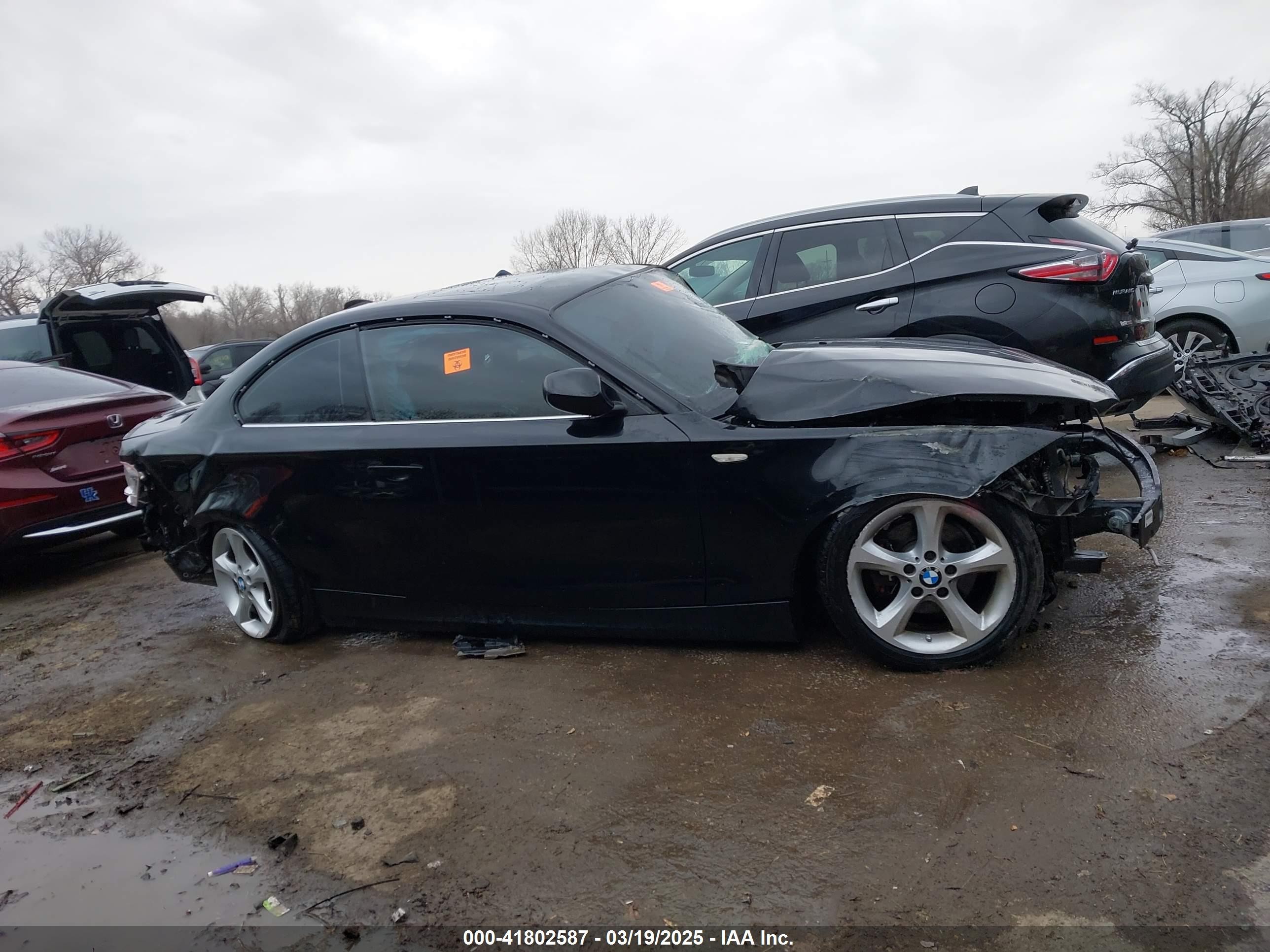 2010 Bmw 128i   Black vin: WBAUP7C56AVK77377
