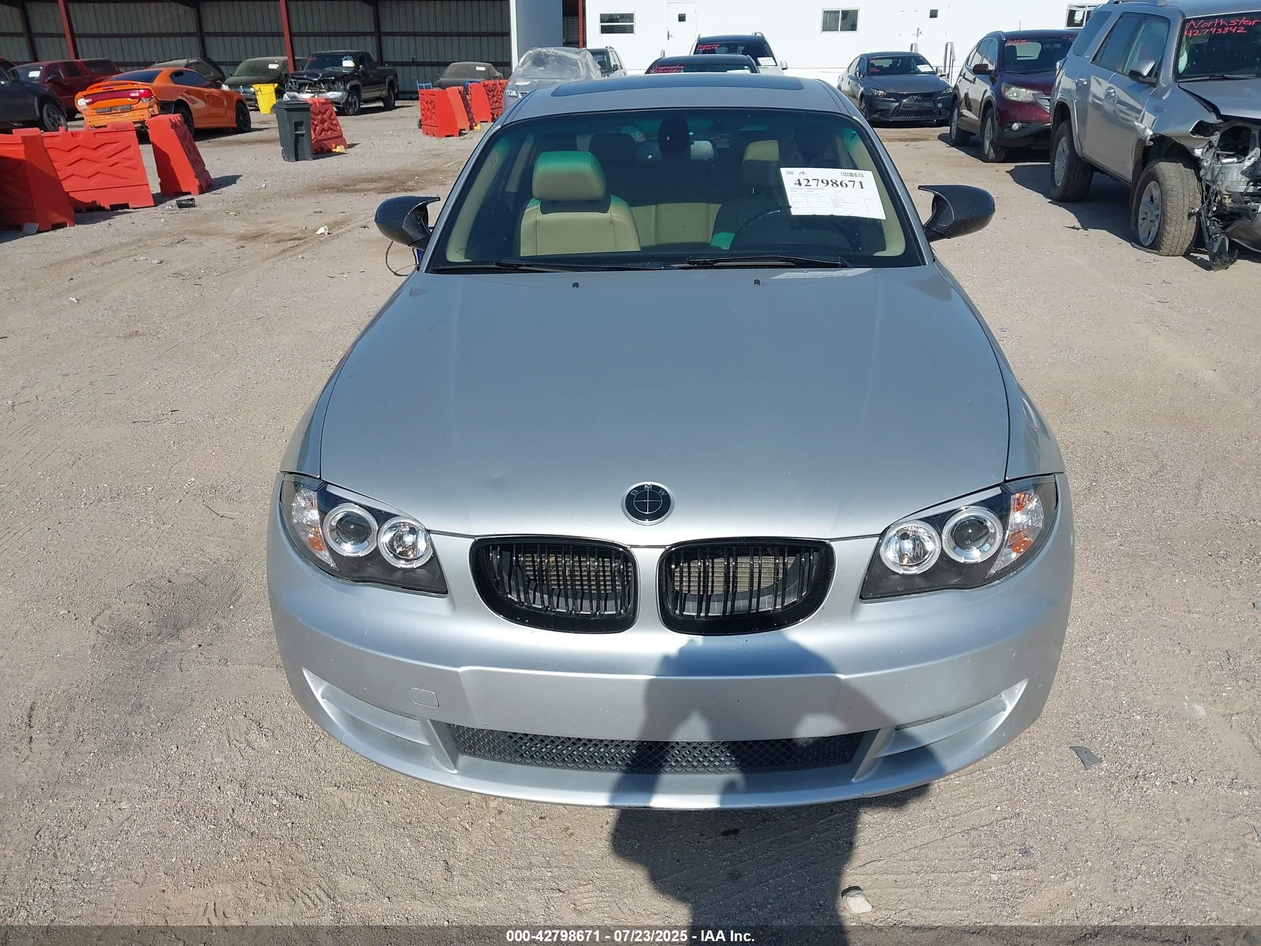 2010 Bmw 128i   Silver vin: WBAUP7C56AVK77895