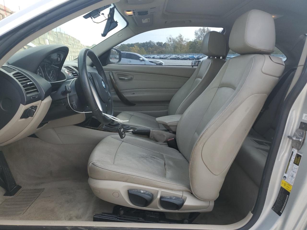 2011 Bmw 128 I Silver vin: WBAUP7C56BVP21729