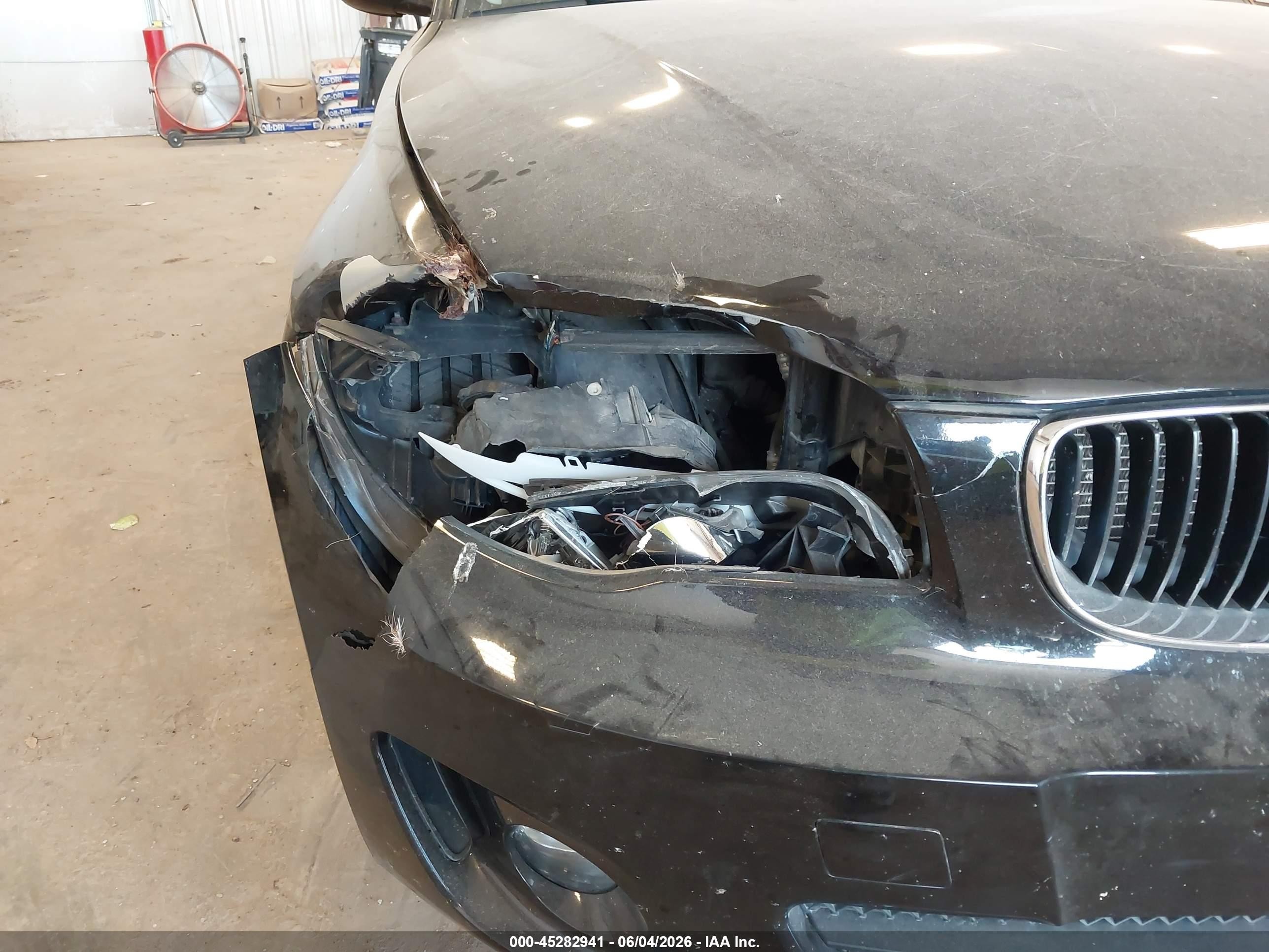2012 Bmw 128i   Черный vin: WBAUP7C56CVP22736