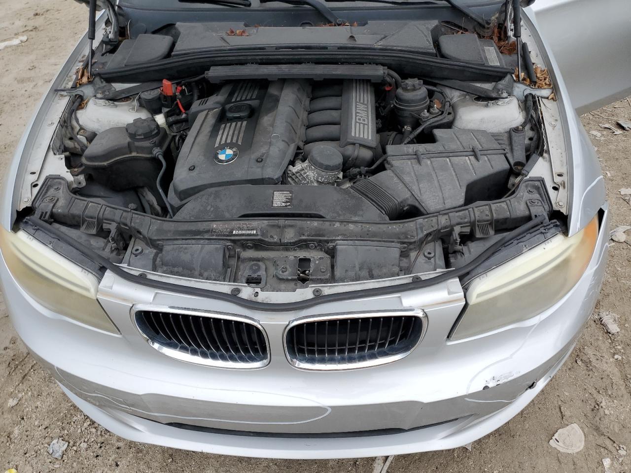 2012 Bmw 128 I Silver vin: WBAUP7C56CVP22977