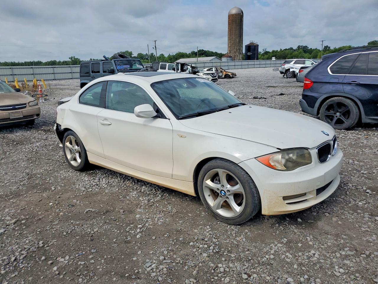 2011 Bmw 128 I White vin: WBAUP7C57BVP21514