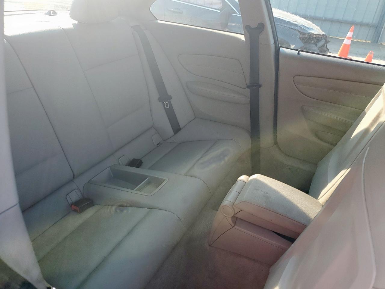 2010 Bmw 128 I Silver vin: WBAUP7C58AVK76750