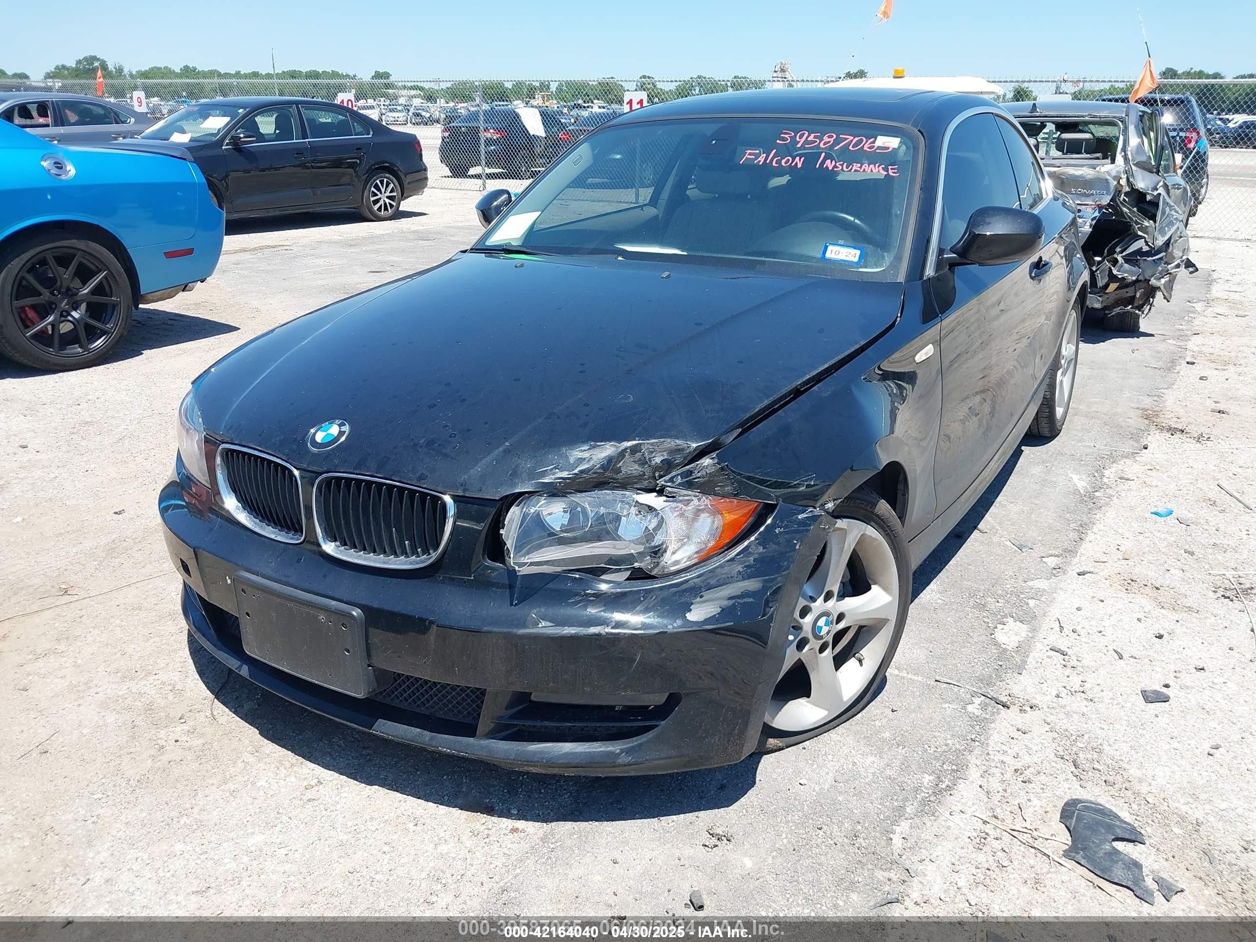 2010 Bmw 128i   Black vin: WBAUP7C58AVK77493