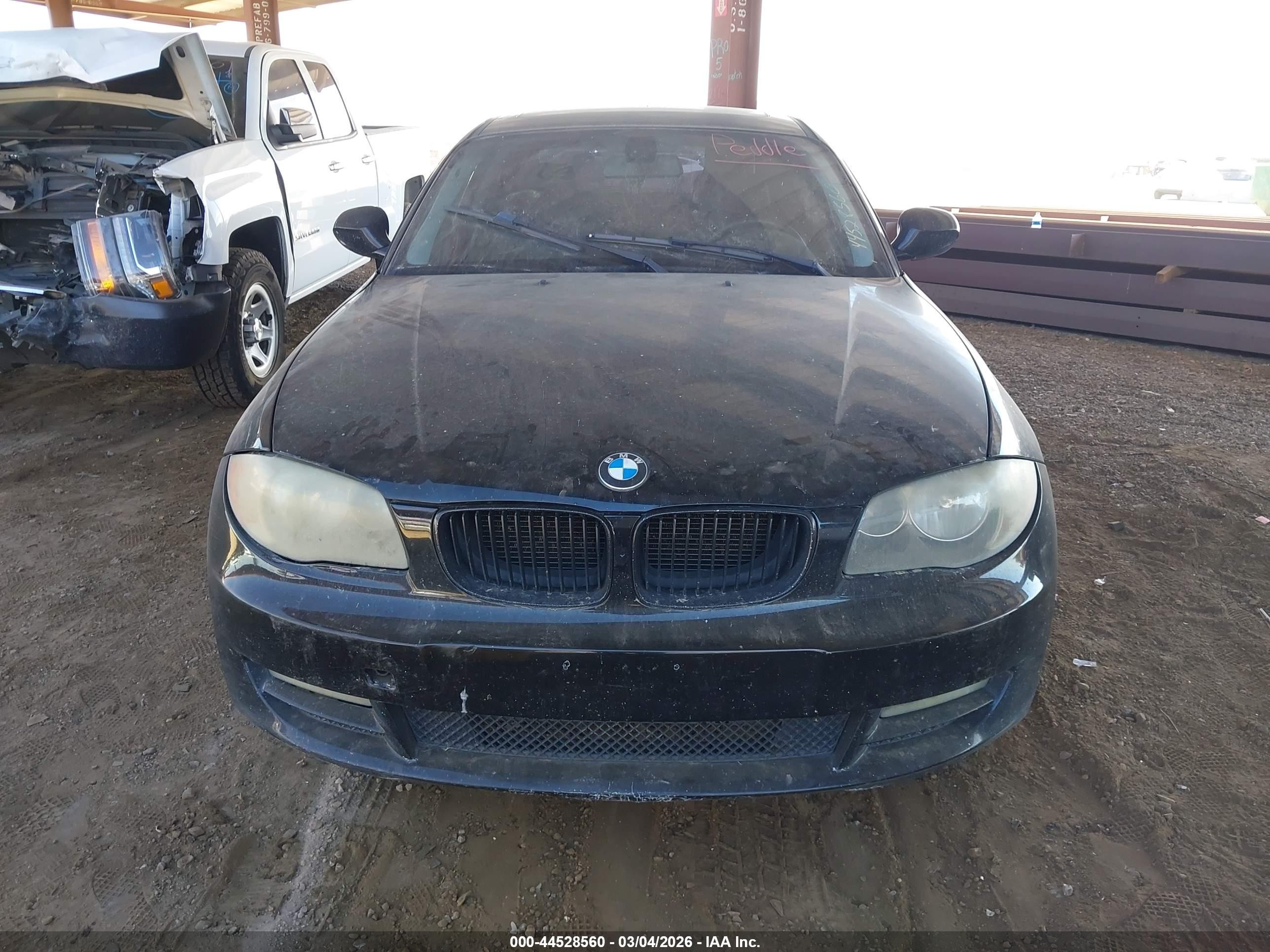 2011 Bmw 128i   Black vin: WBAUP7C58BVK79312