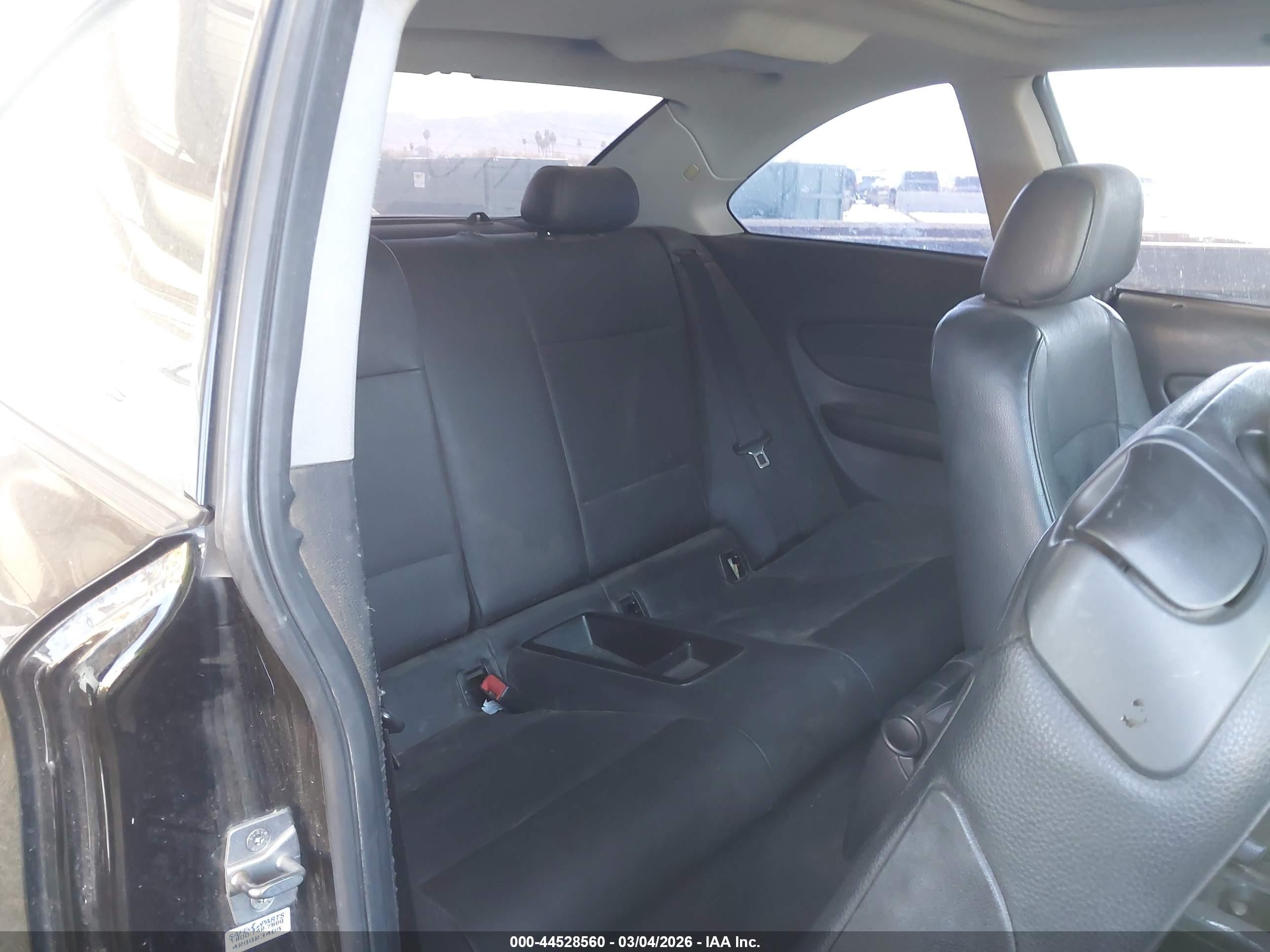 2011 Bmw 128i   Black vin: WBAUP7C58BVK79312