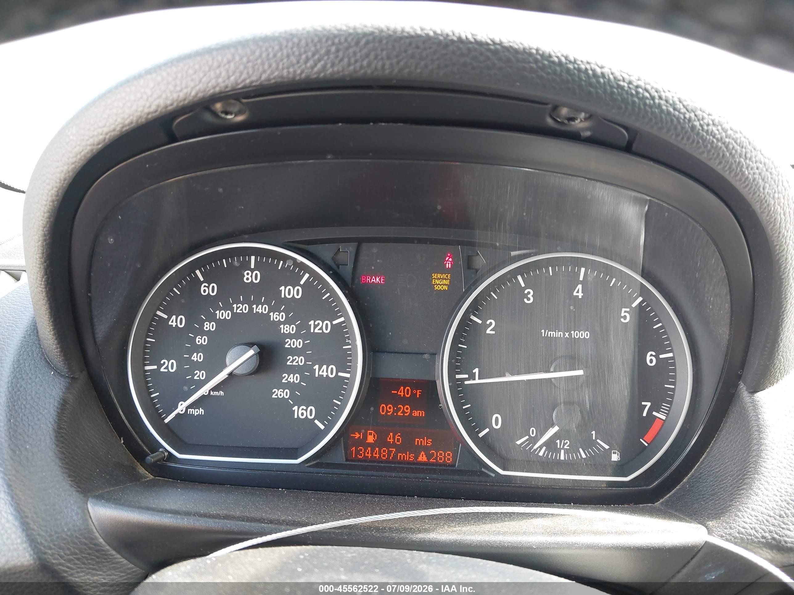 2012 Bmw 128i   White vin: WBAUP7C58CVM55213