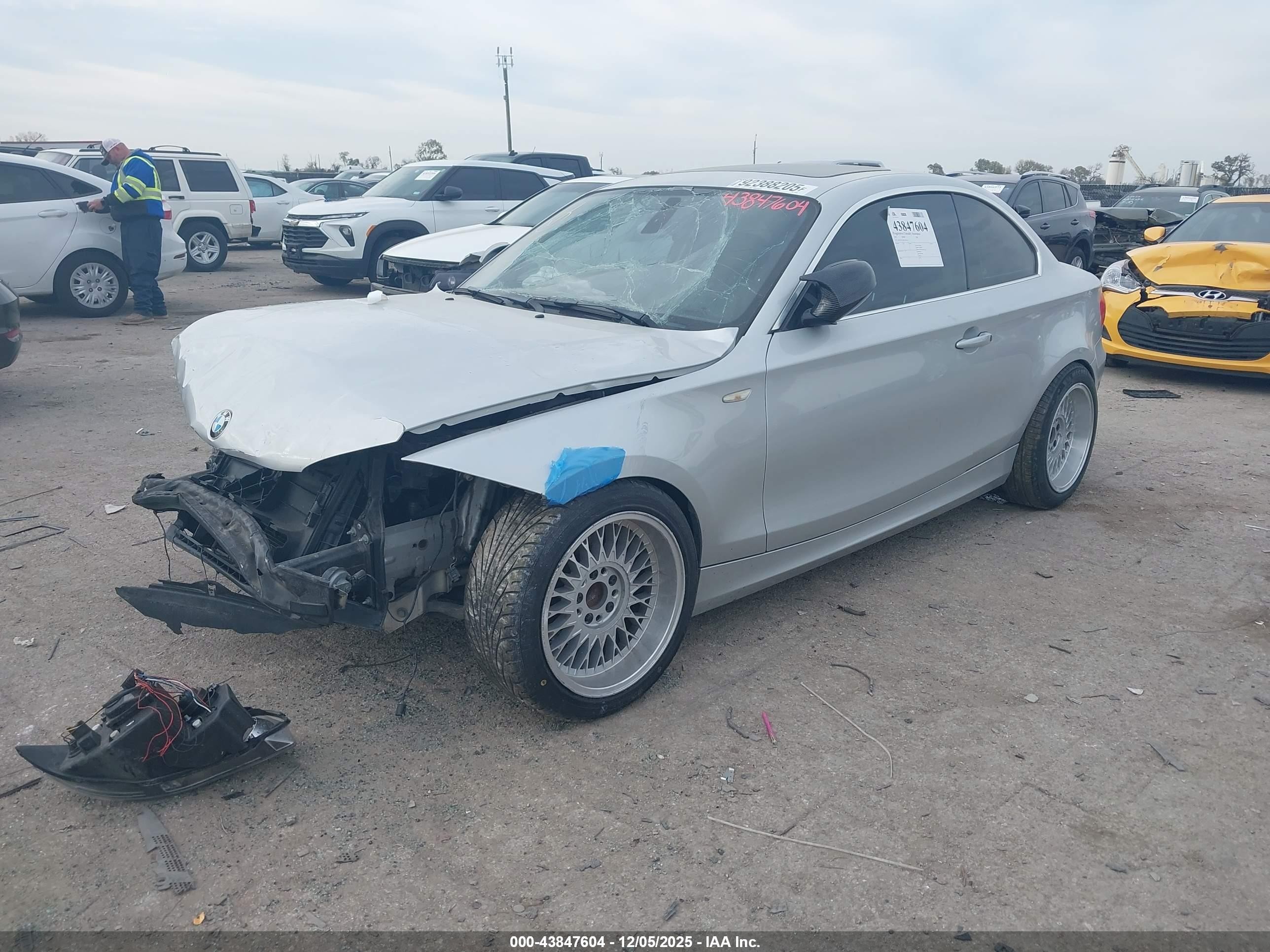 2012 Bmw 128i   Silver vin: WBAUP7C58CVP22639