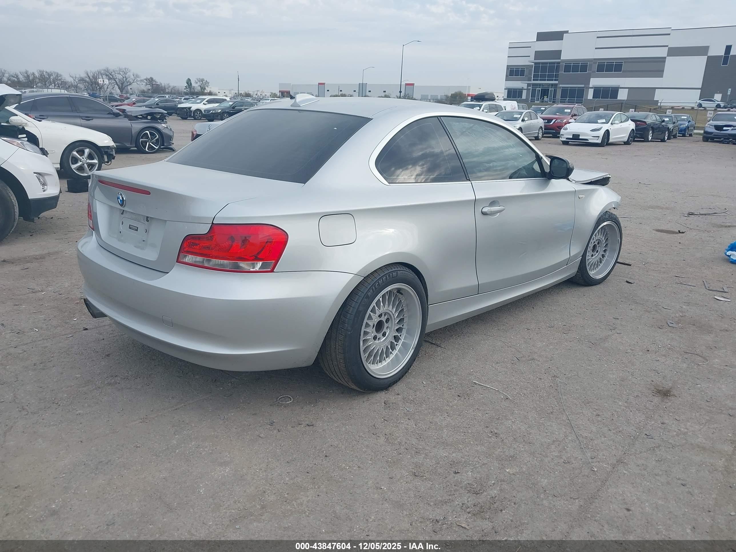 2012 Bmw 128i   Silver vin: WBAUP7C58CVP22639