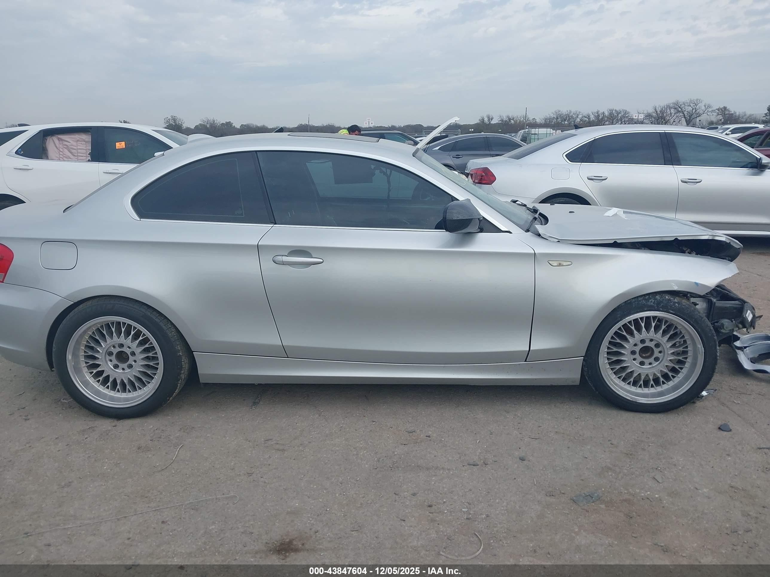 2012 Bmw 128i   Silver vin: WBAUP7C58CVP22639