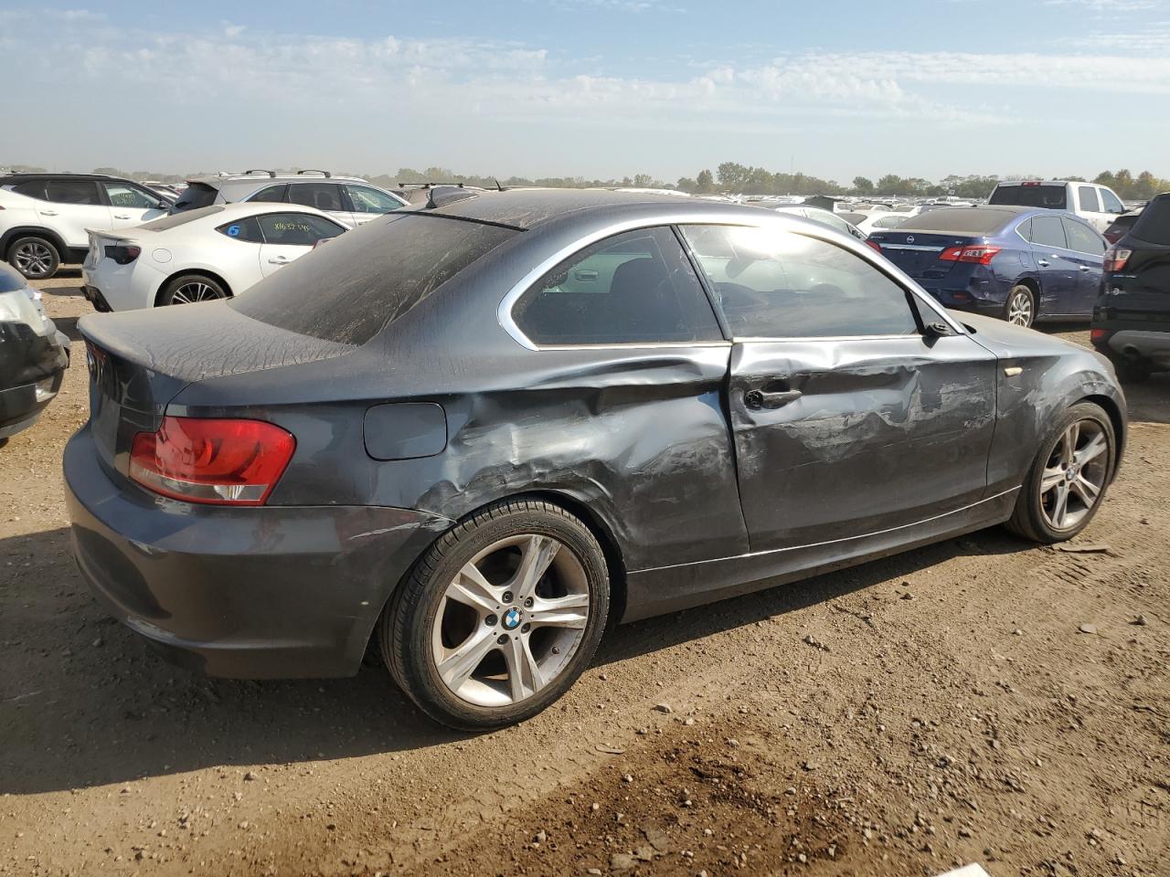 2013 Bmw 128 I Серый vin: WBAUP7C59DVP24160