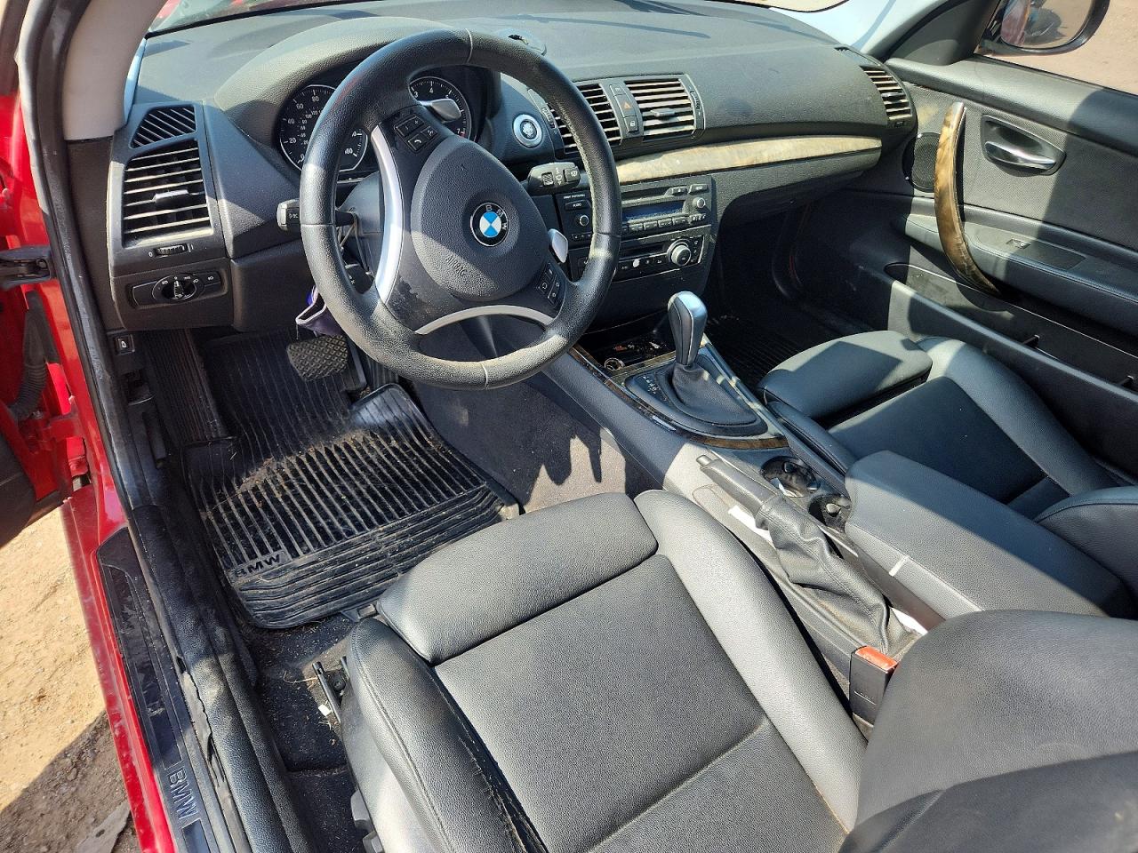 2010 Bmw 128 I Red vin: WBAUP7C5XAVK77088