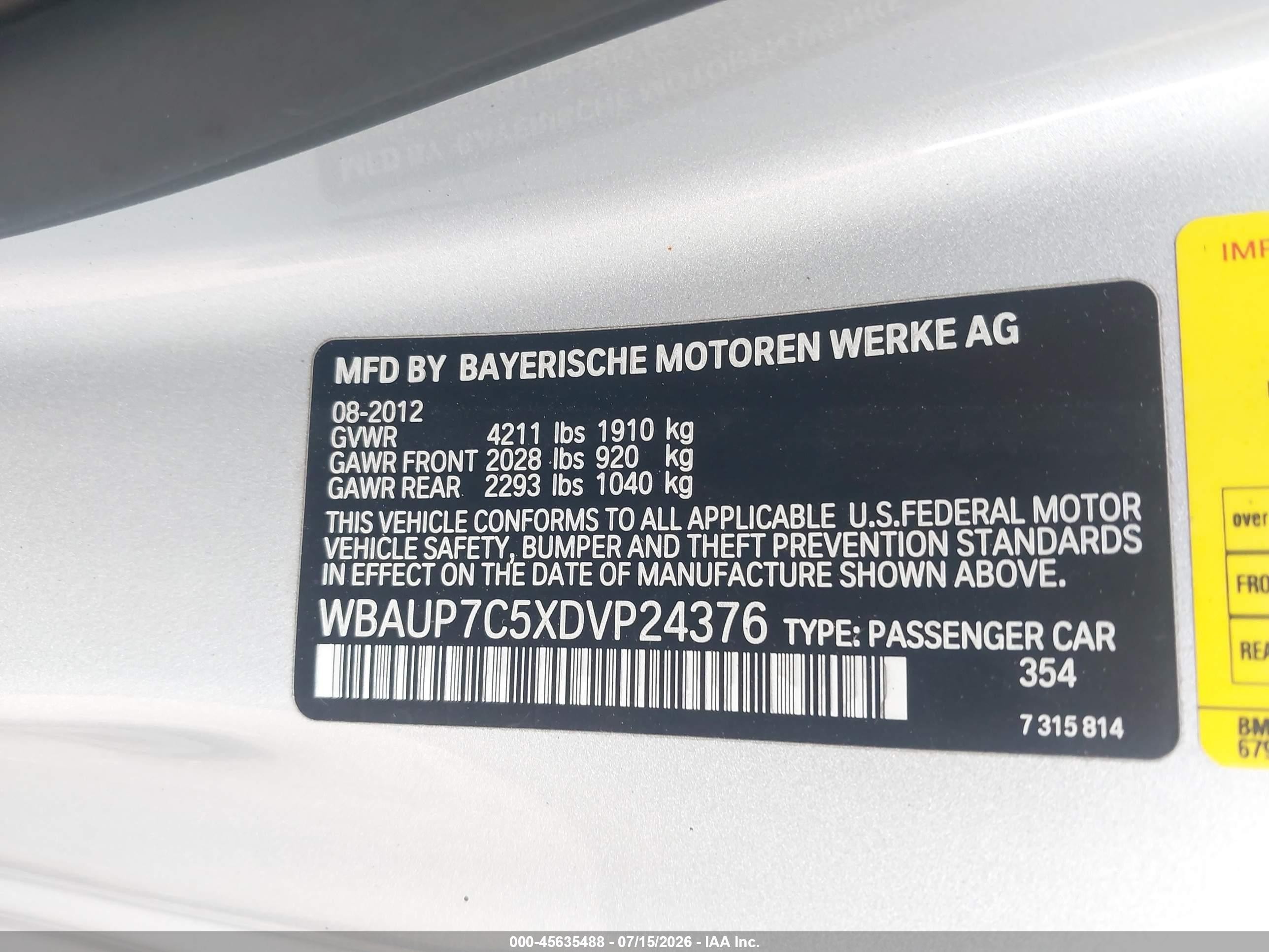 2013 Bmw 128i   Silver vin: WBAUP7C5XDVP24376