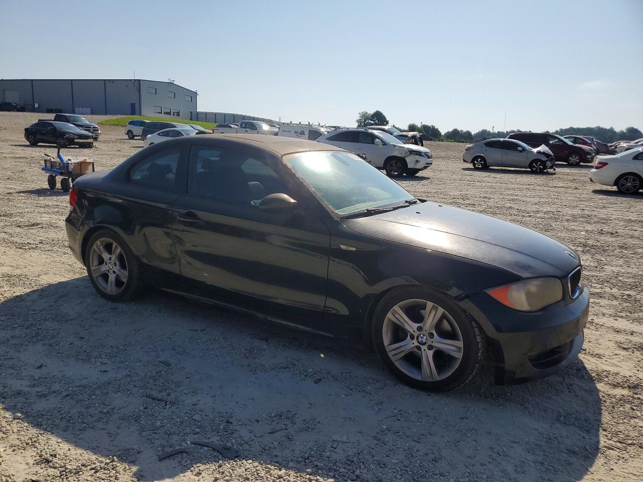 2009 Bmw 128 I Черный vin: WBAUP93509VF49027