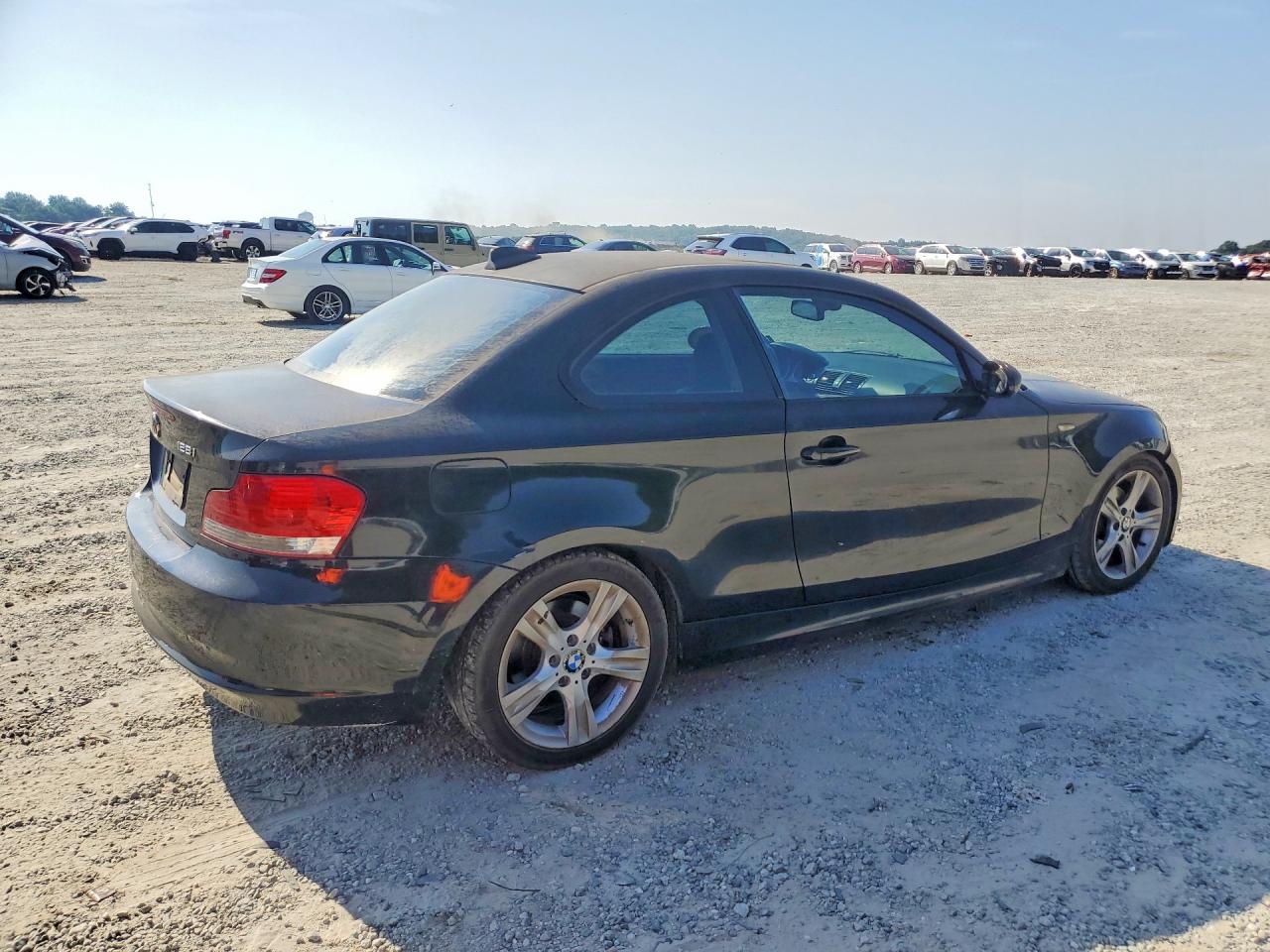 2009 Bmw 128 I Черный vin: WBAUP93509VF49027