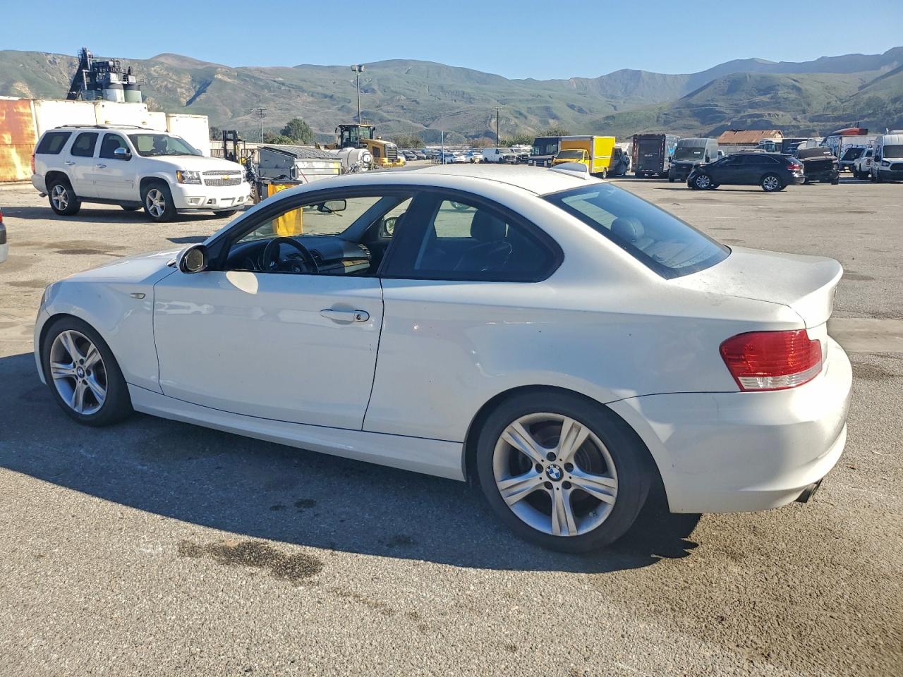 2009 Bmw 128 I White vin: WBAUP93519VF49201
