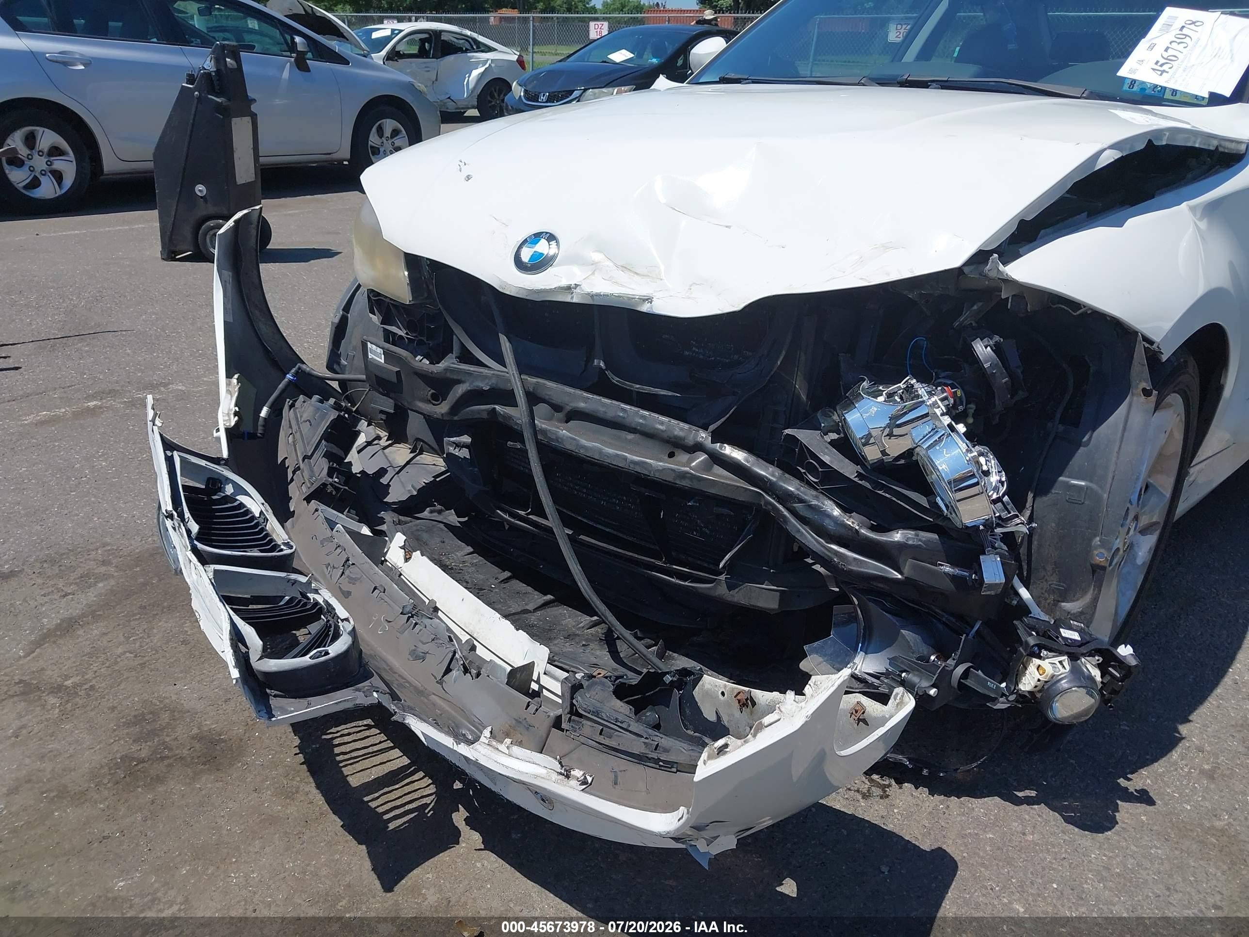2009 Bmw 128i White vin: WBAUP93529VF48218