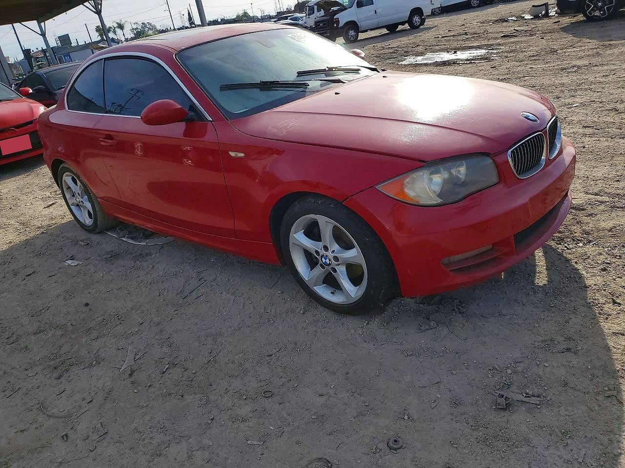 2009 Bmw 128 I Red vin: WBAUP93529VF49305