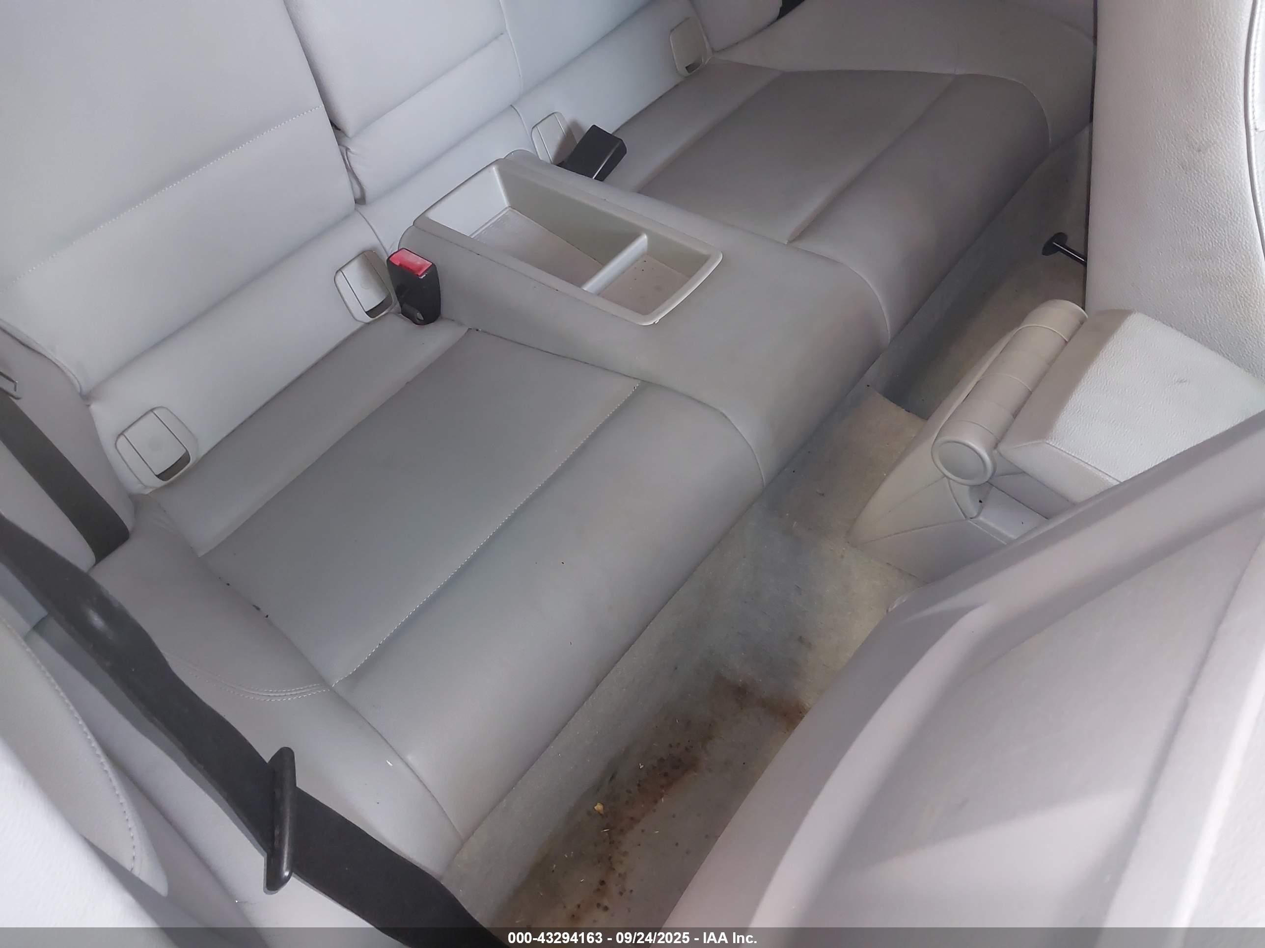 2009 Bmw 128i   Бирюзовый vin: WBAUP93539VF48972