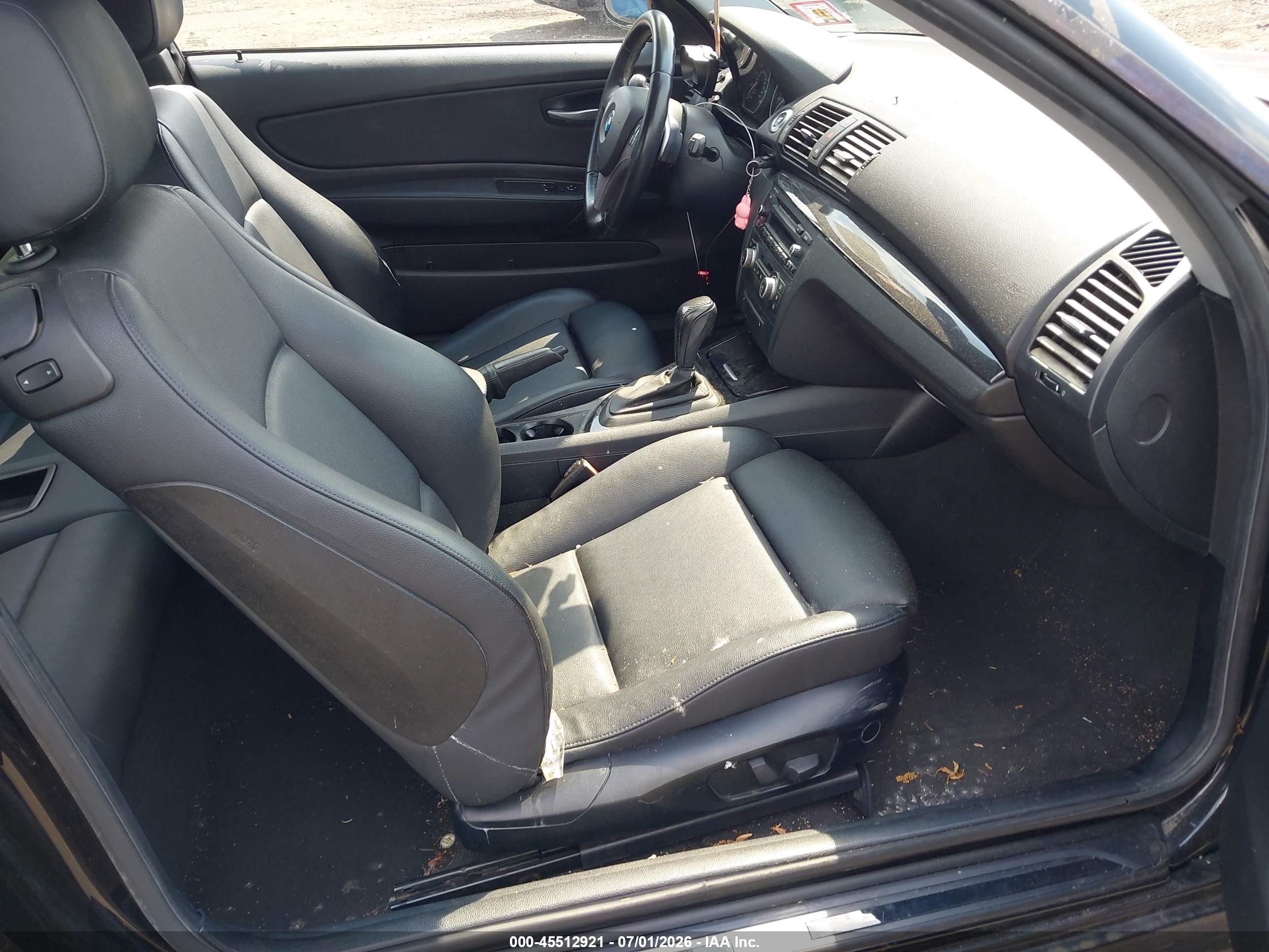 2009 Bmw 128i   Black vin: WBAUP93549VF48821