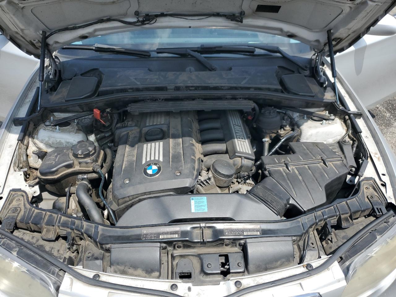 2009 Bmw 128 I   Silver vin: WBAUP93559VF48214