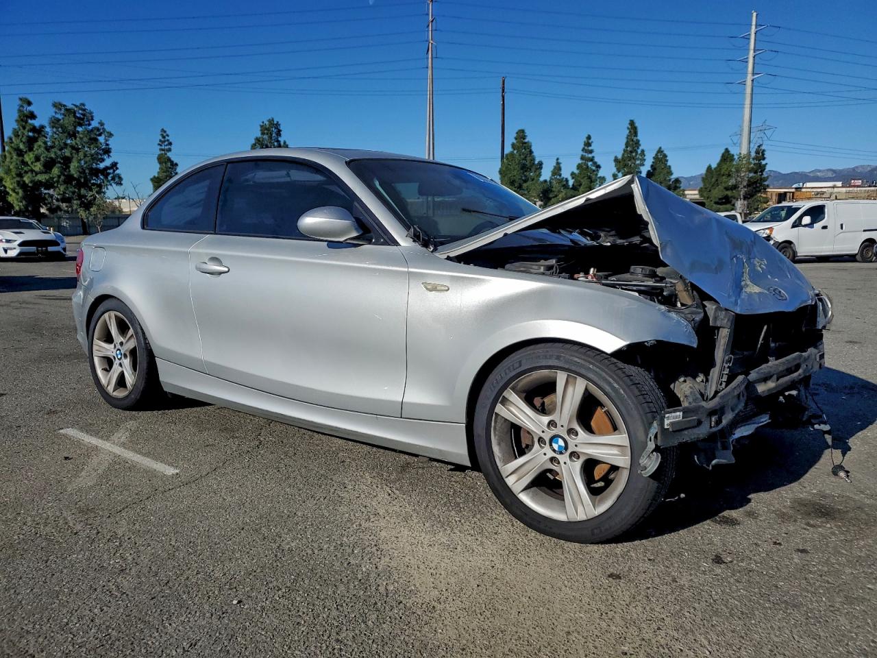 2009 Bmw 128 I Silver vin: WBAUP93569VF48674