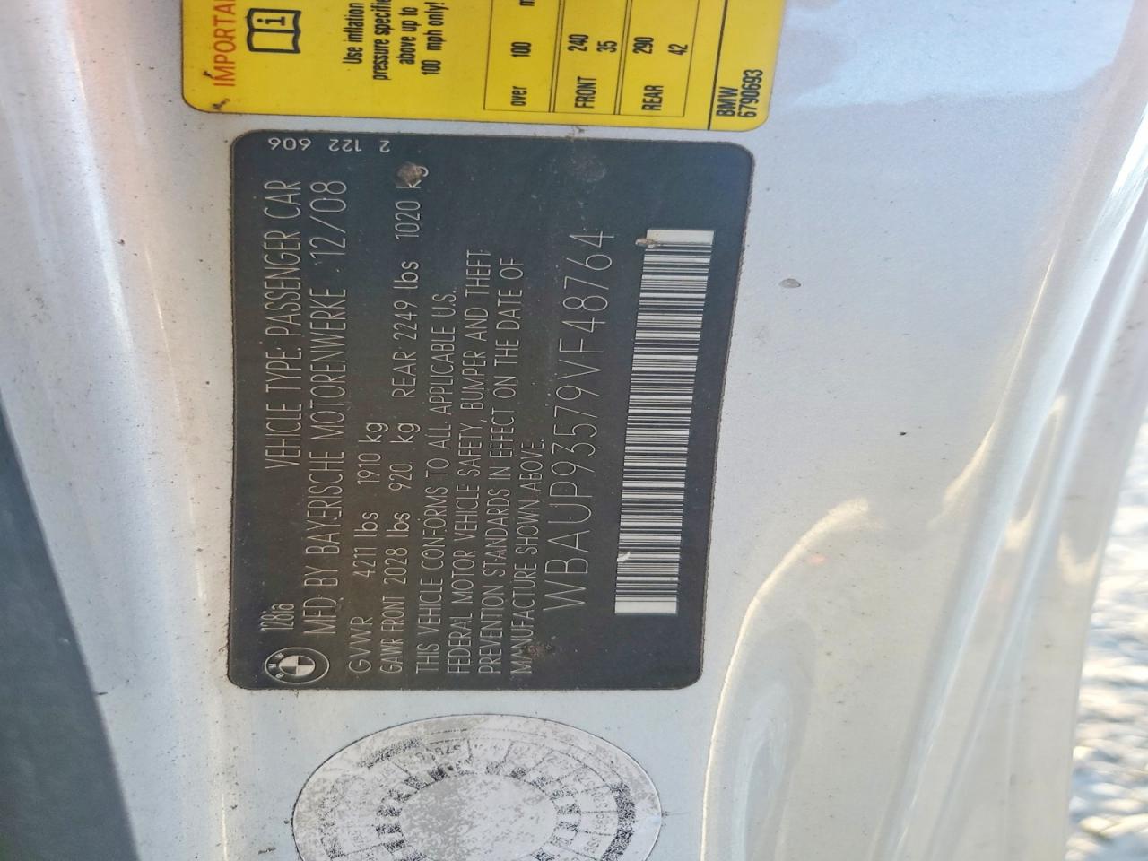 2009 Bmw 128 I Silver vin: WBAUP93579VF48764