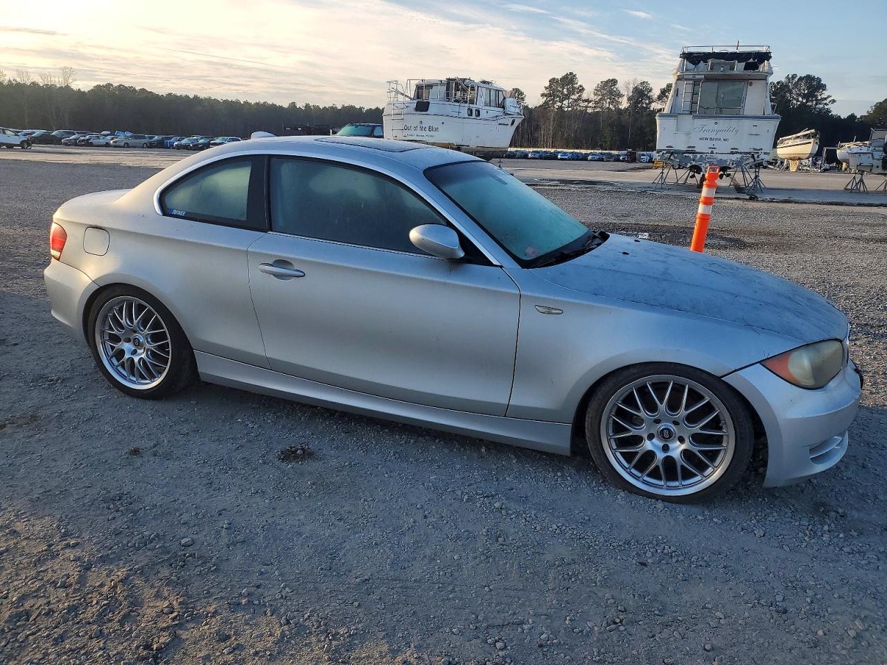 2009 Bmw 128 I Silver vin: WBAUP93579VF48764