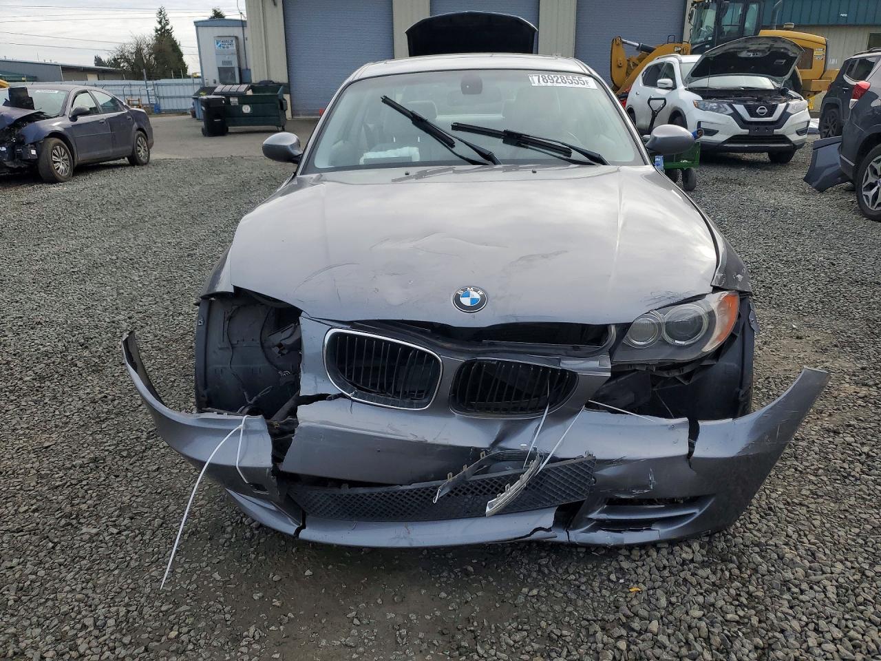 2009 Bmw 128 I Silver vin: WBAUP93599VF45865