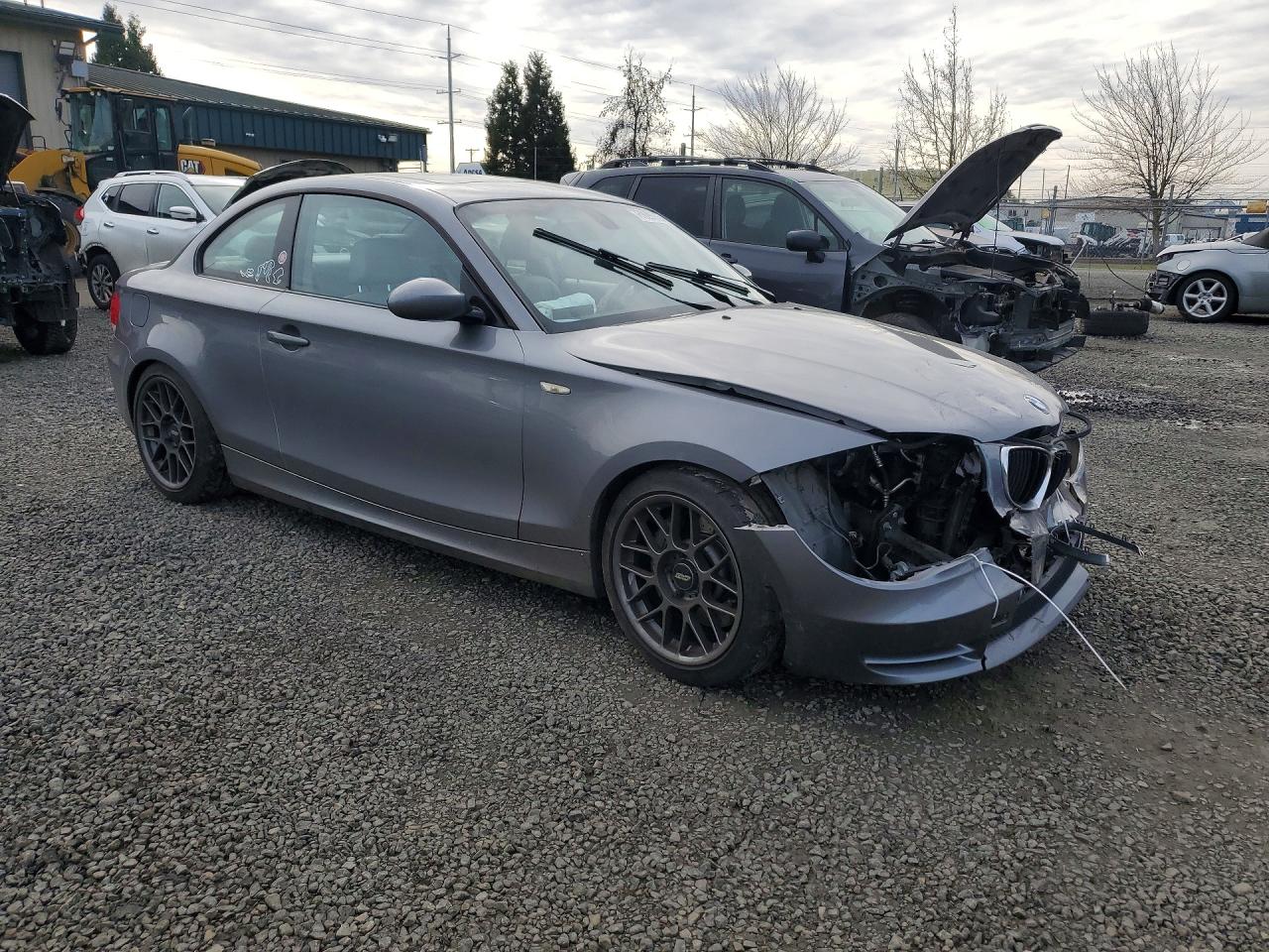 2009 Bmw 128 I Silver vin: WBAUP93599VF45865