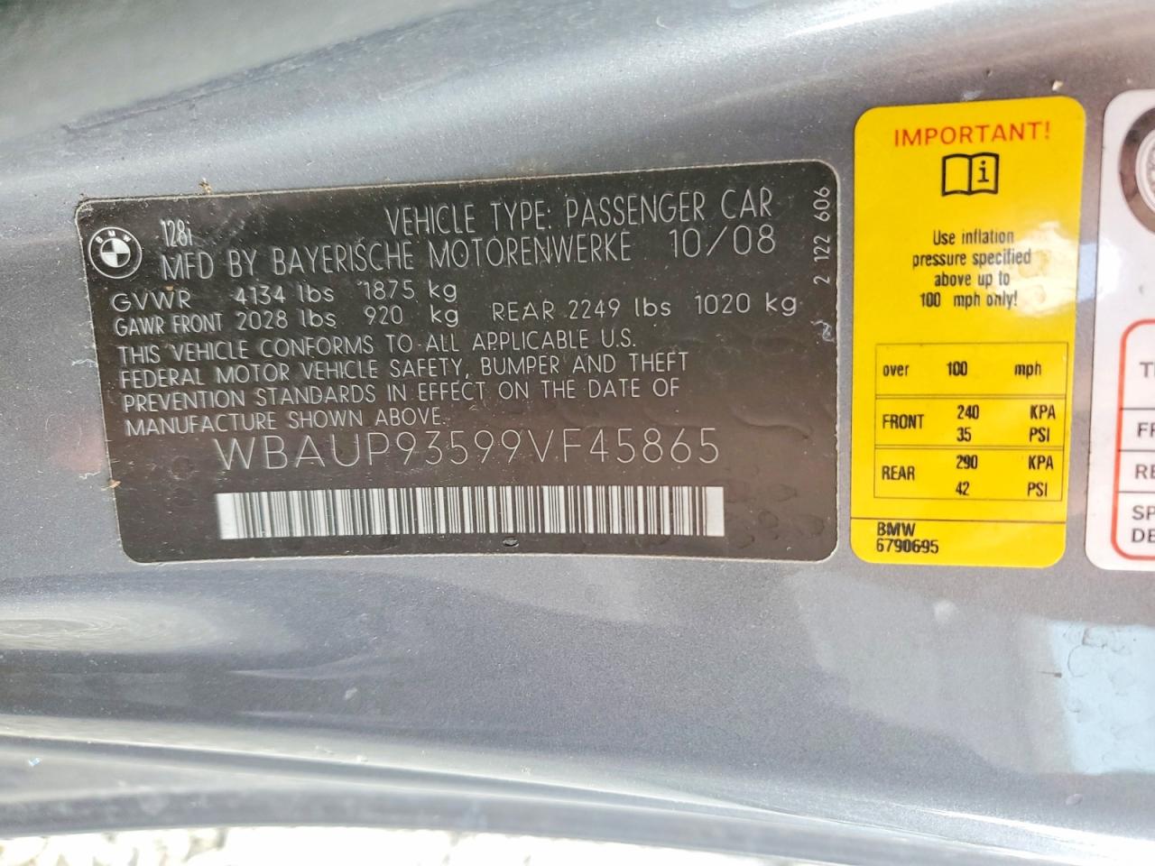 2009 Bmw 128 I Silver vin: WBAUP93599VF45865