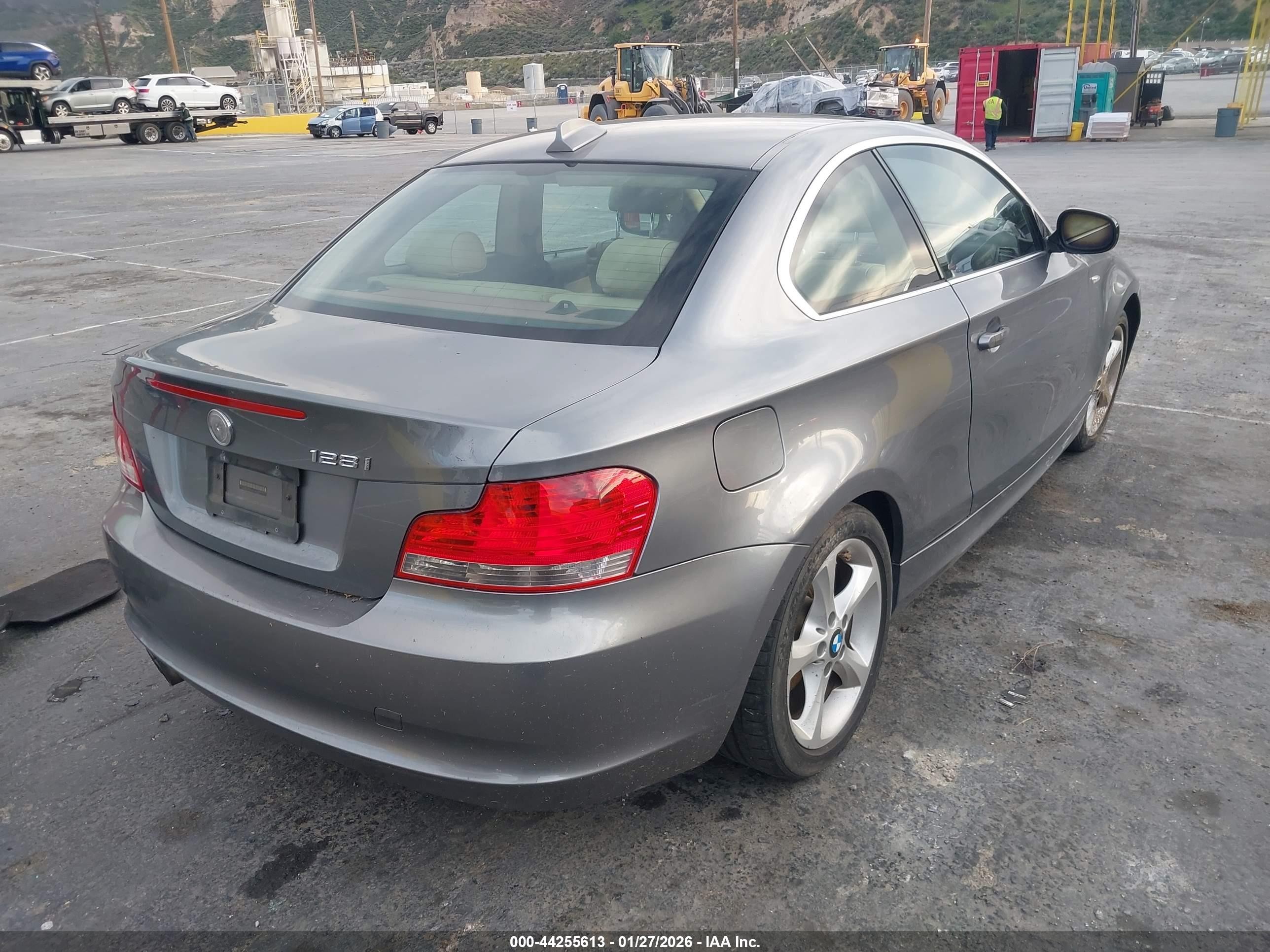 2010 Bmw 128i   Gray vin: WBAUP9C50AVF49579