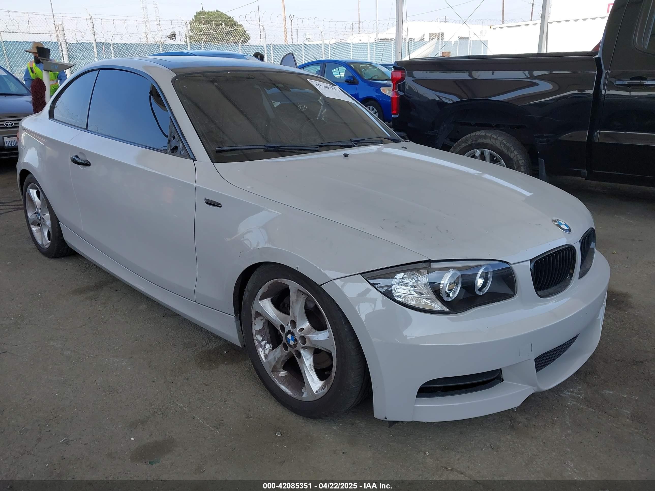 2010 Bmw 128i   Gray vin: WBAUP9C50AVL89216